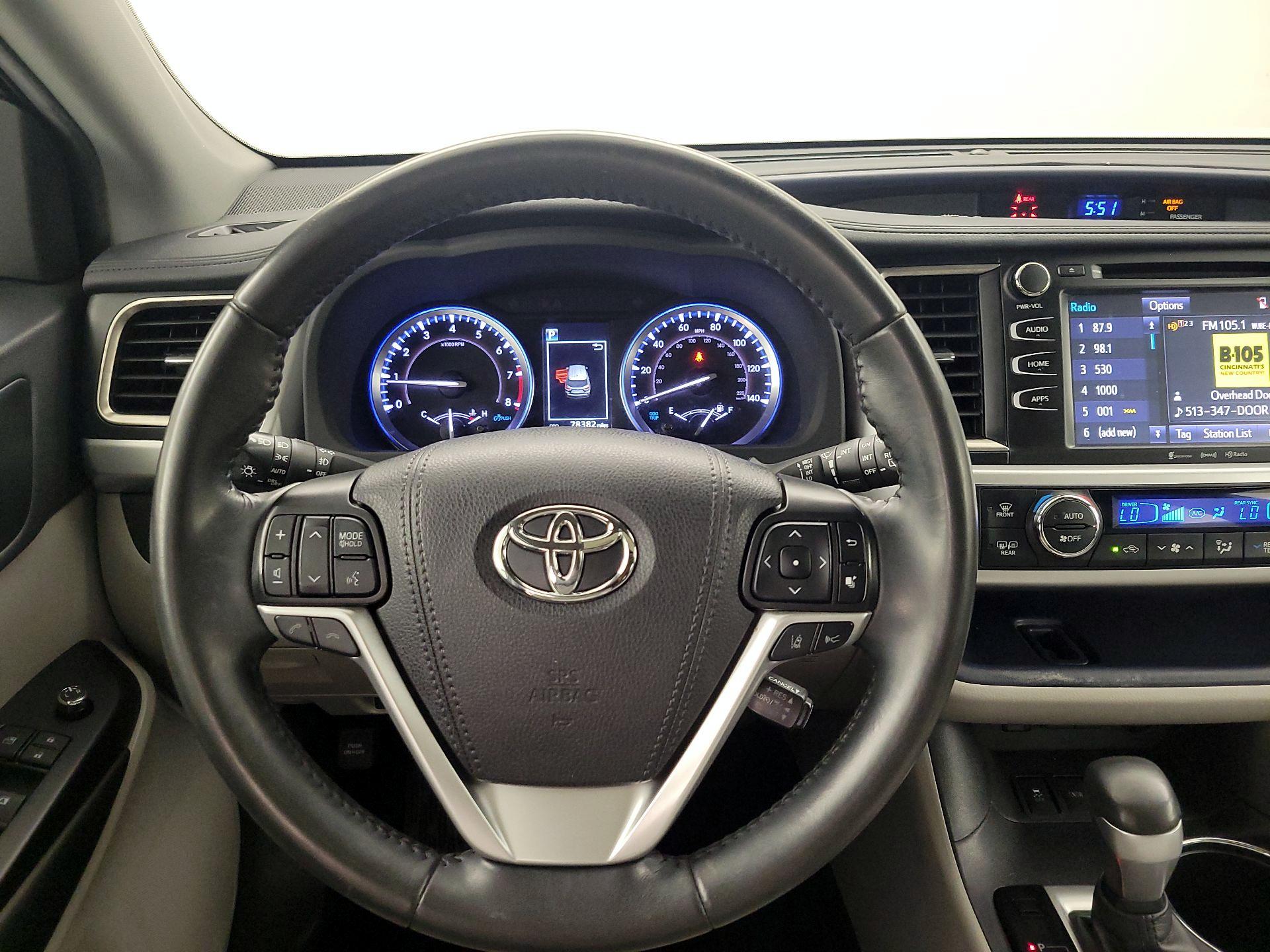 Thumbnail: 2019 Toyota Highlander - 10