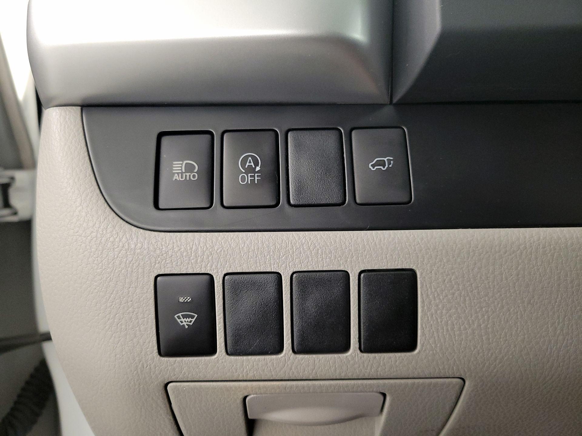 Thumbnail: 2019 Toyota Highlander - 13