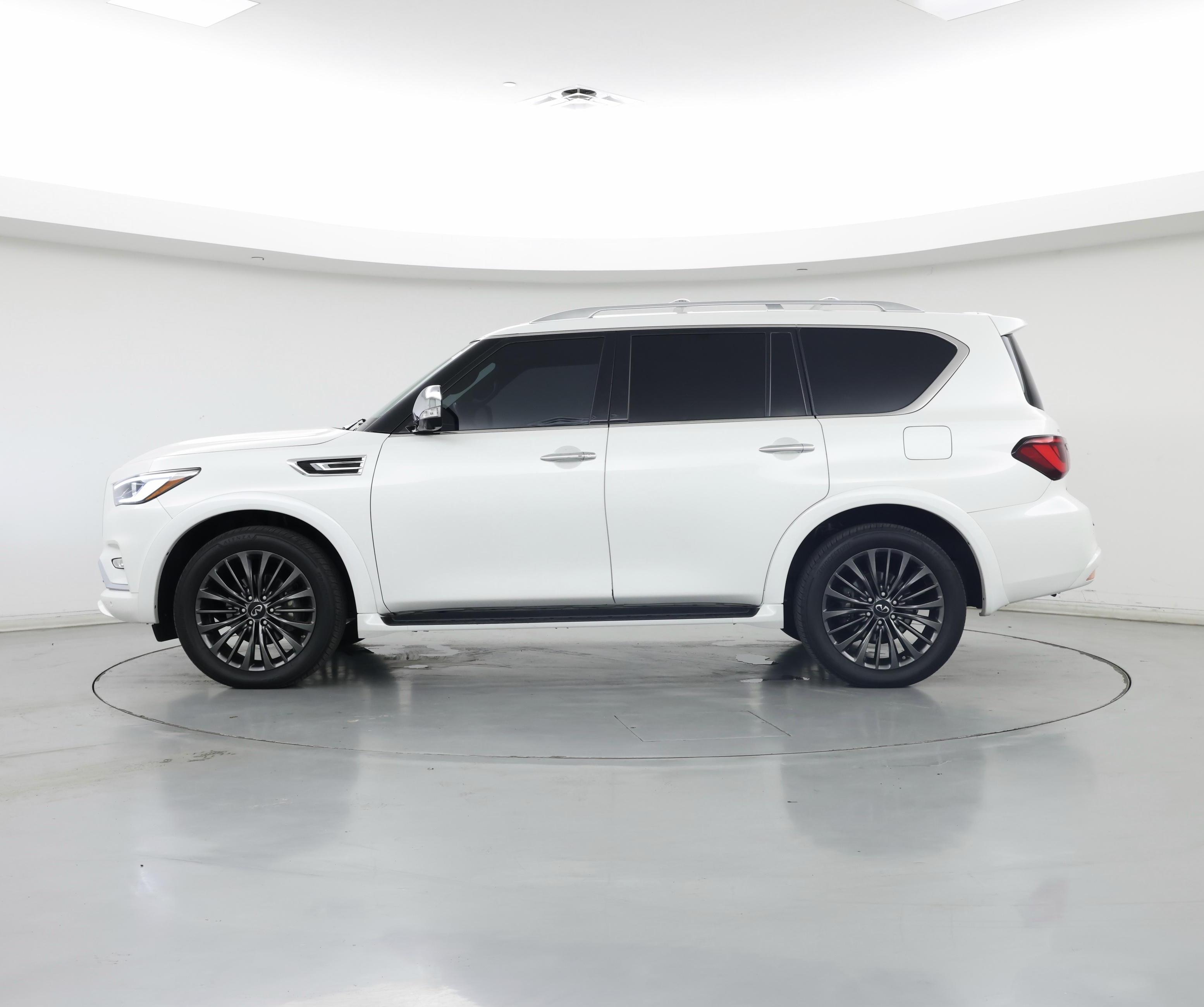 Thumbnail: 2022 INFINITI QX80 - 3