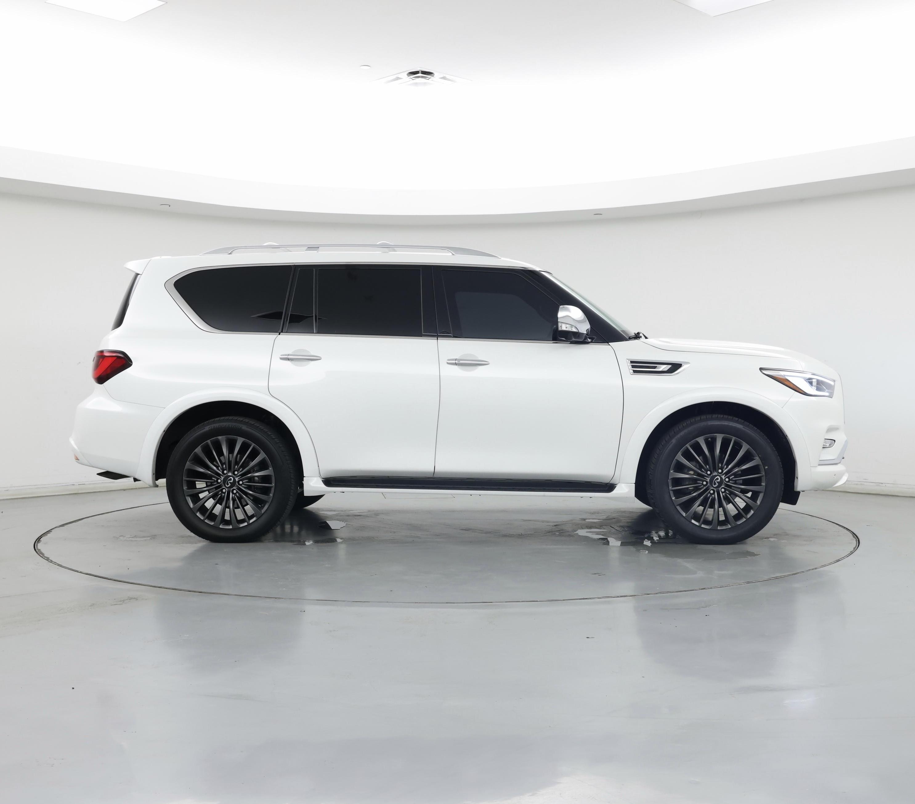 Thumbnail: 2022 INFINITI QX80 - 7