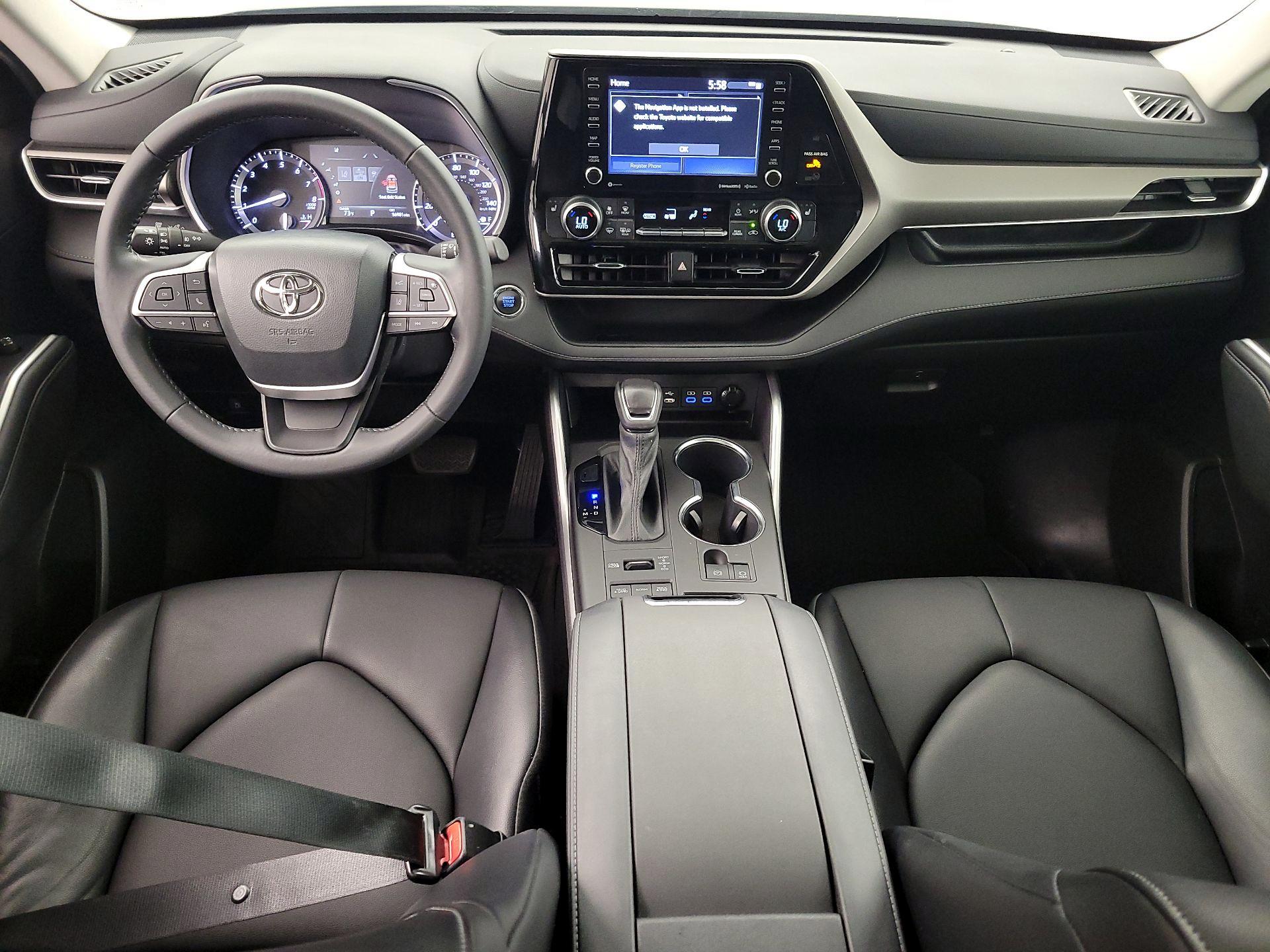 Thumbnail: 2022 Toyota Highlander - 9