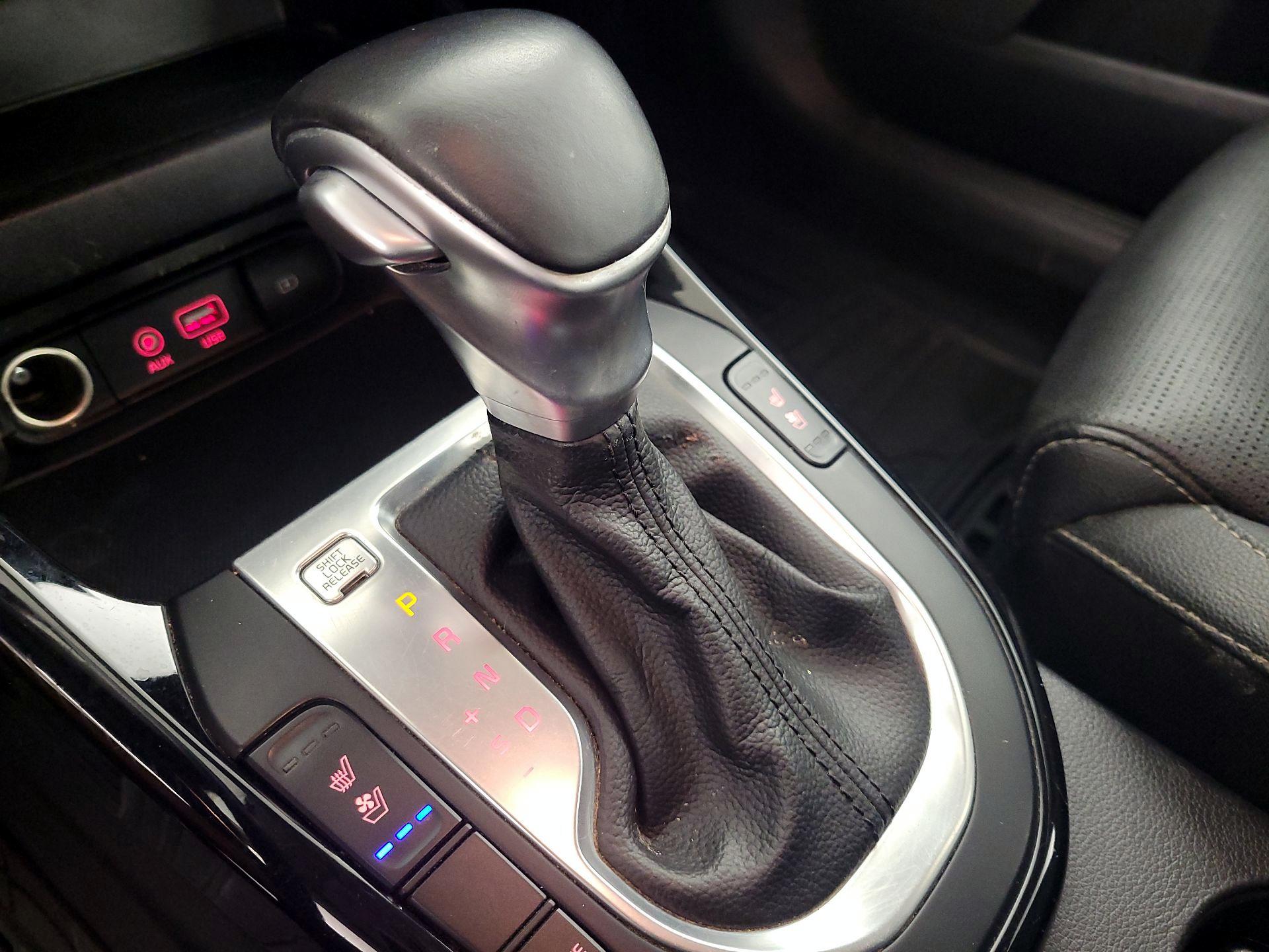 Thumbnail: 2020 Kia Forte - 17