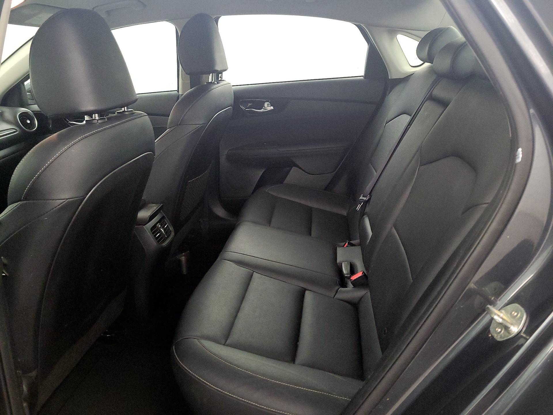 Thumbnail: 2020 Kia Forte - 19