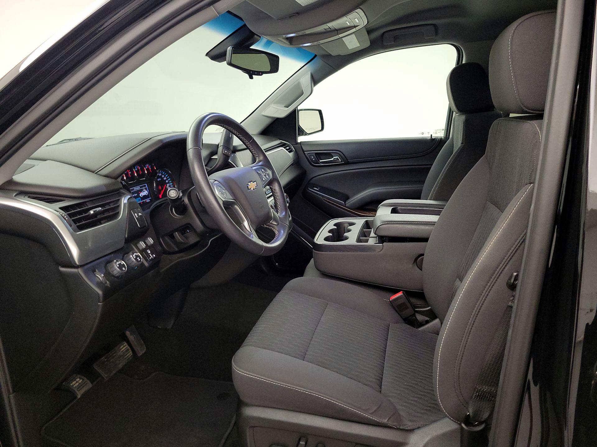 Thumbnail: 2018 Chevrolet Tahoe - 11