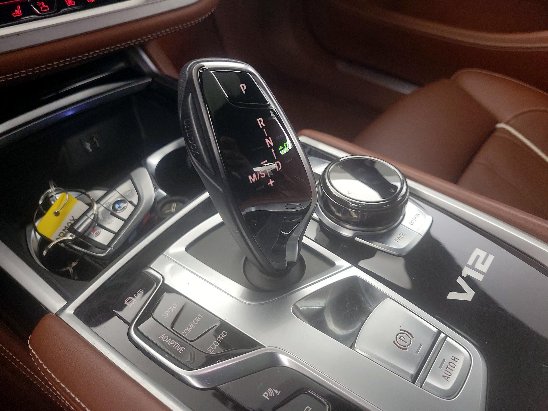 Thumbnail: 2018 BMW 7 Series - 18