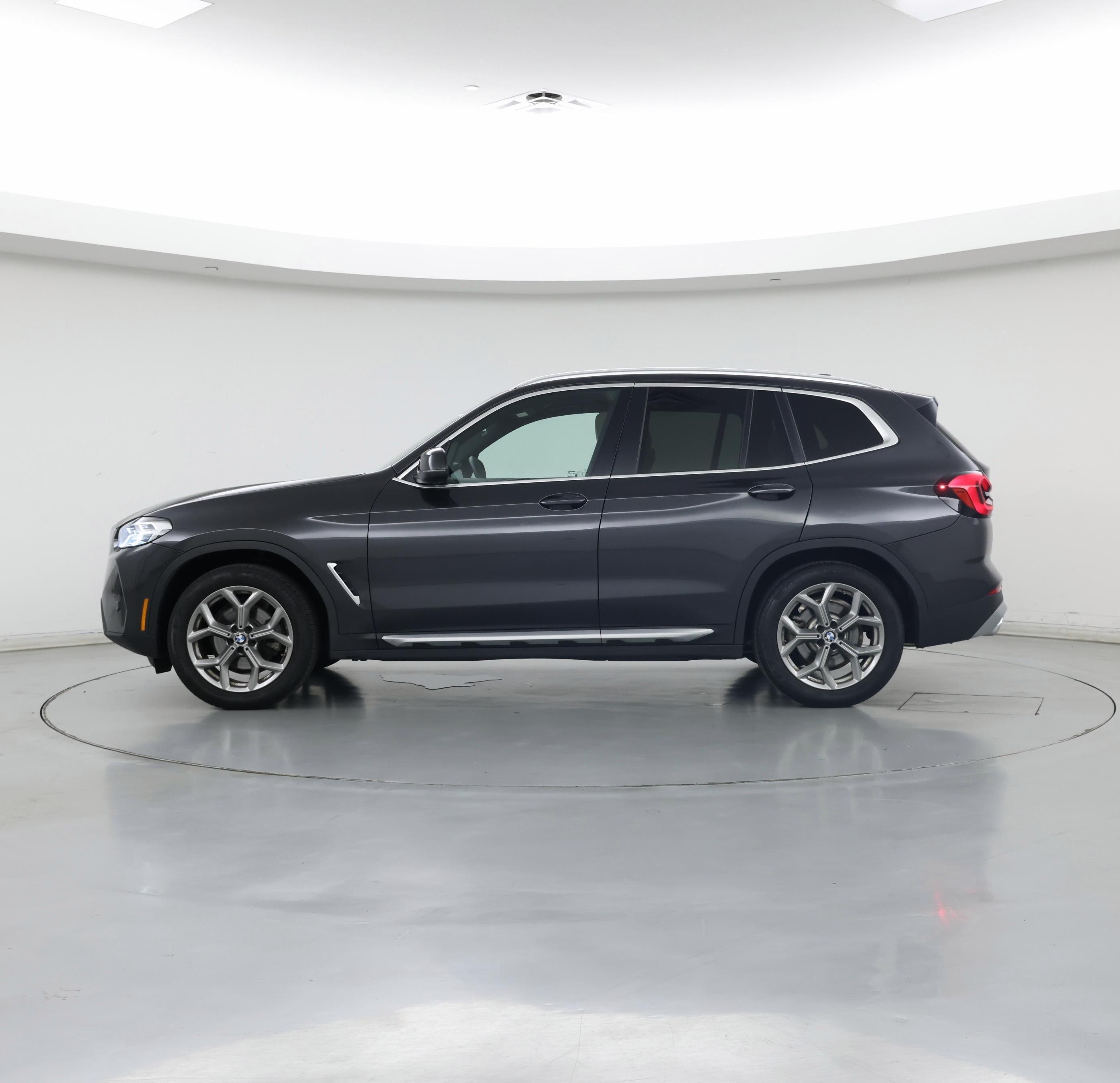 Thumbnail: 2022 BMW X3 - 3
