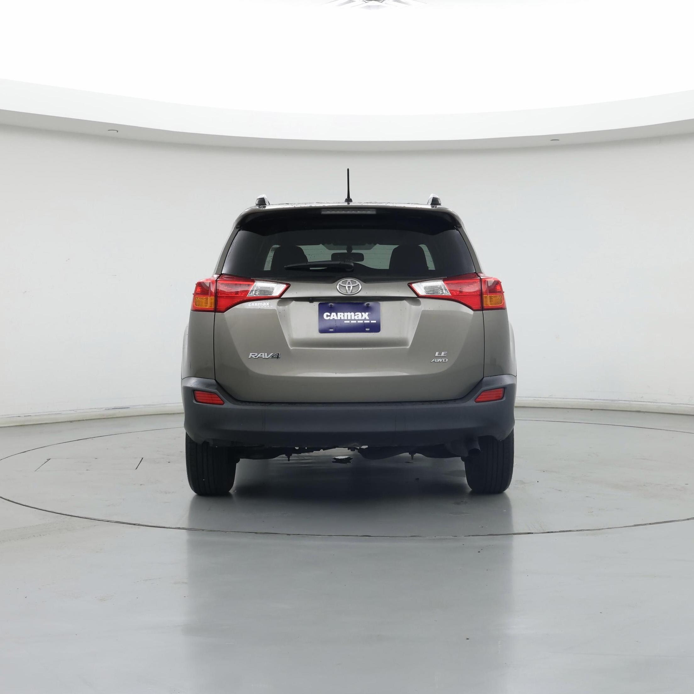 Thumbnail: 2015 Toyota RAV4 - 6