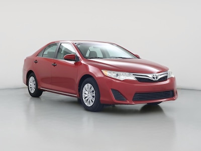 Red 2014 Toyota Camry LE