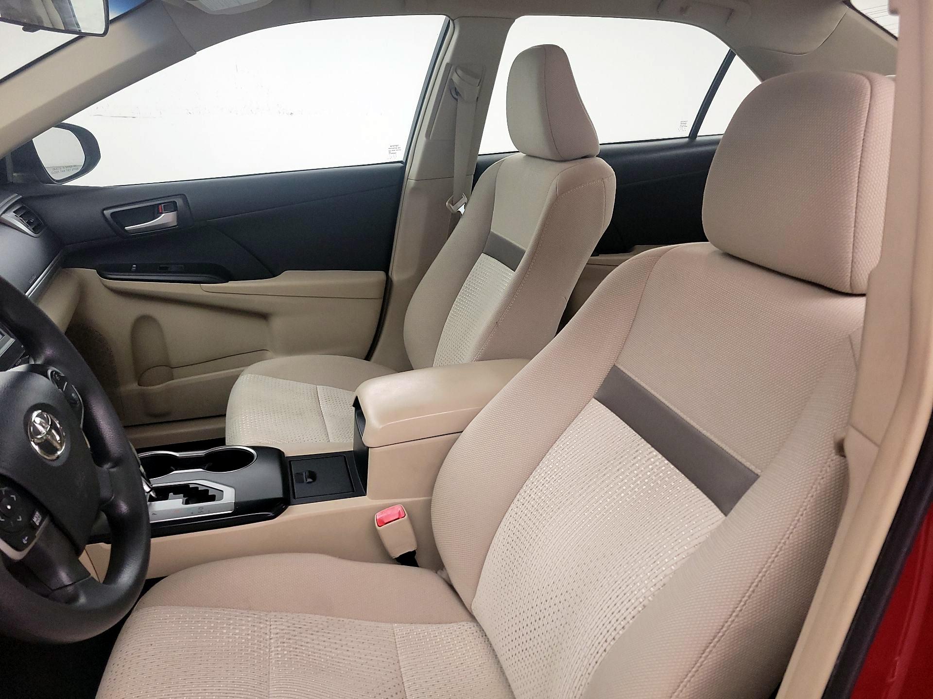 Thumbnail: 2014 Toyota Camry - 11