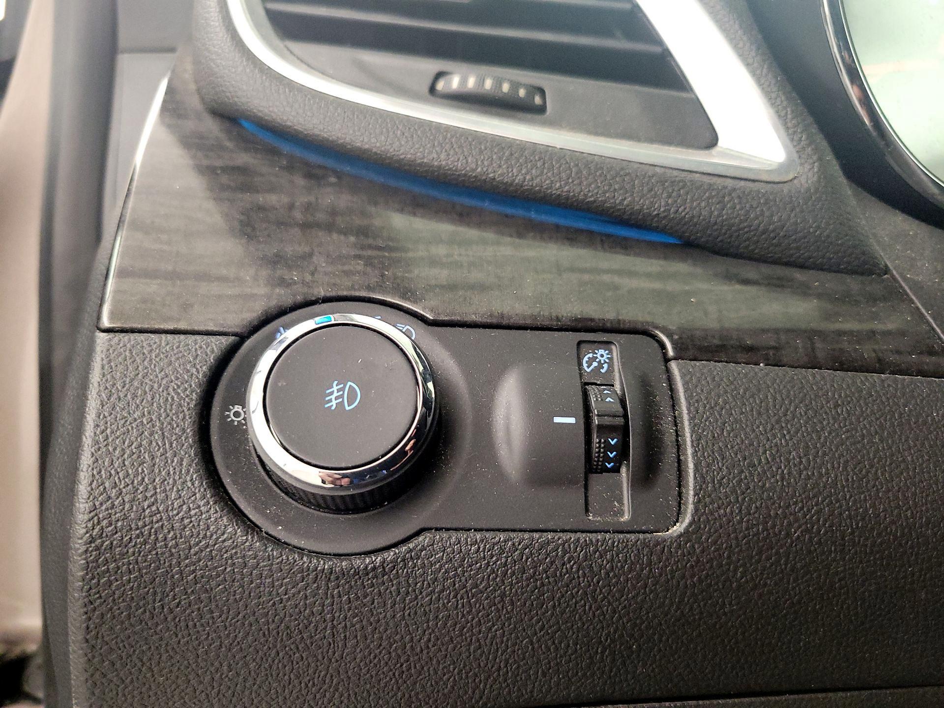 Thumbnail: 2014 Buick Encore - 13
