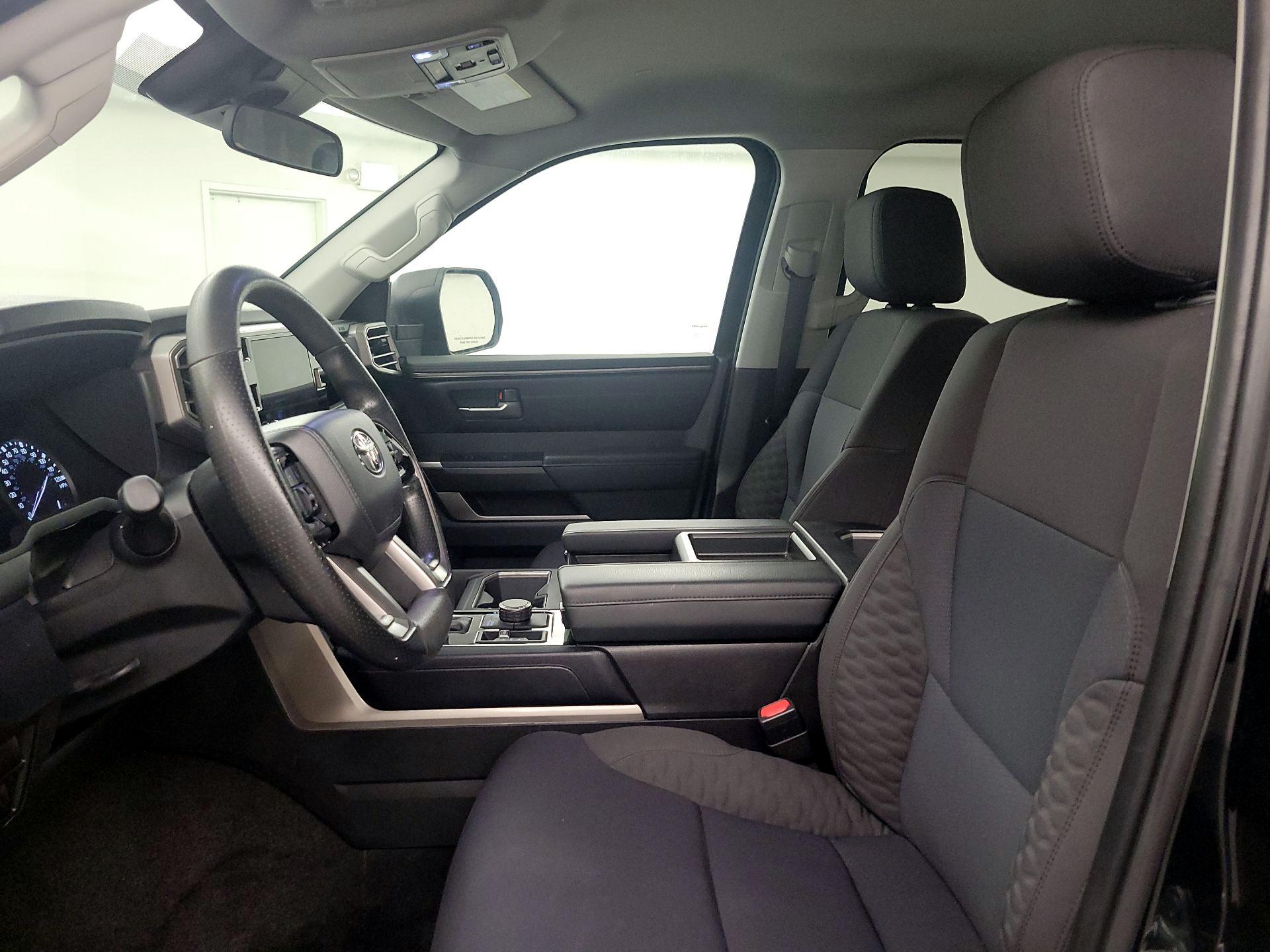 Thumbnail: 2022 Toyota Tundra - 11