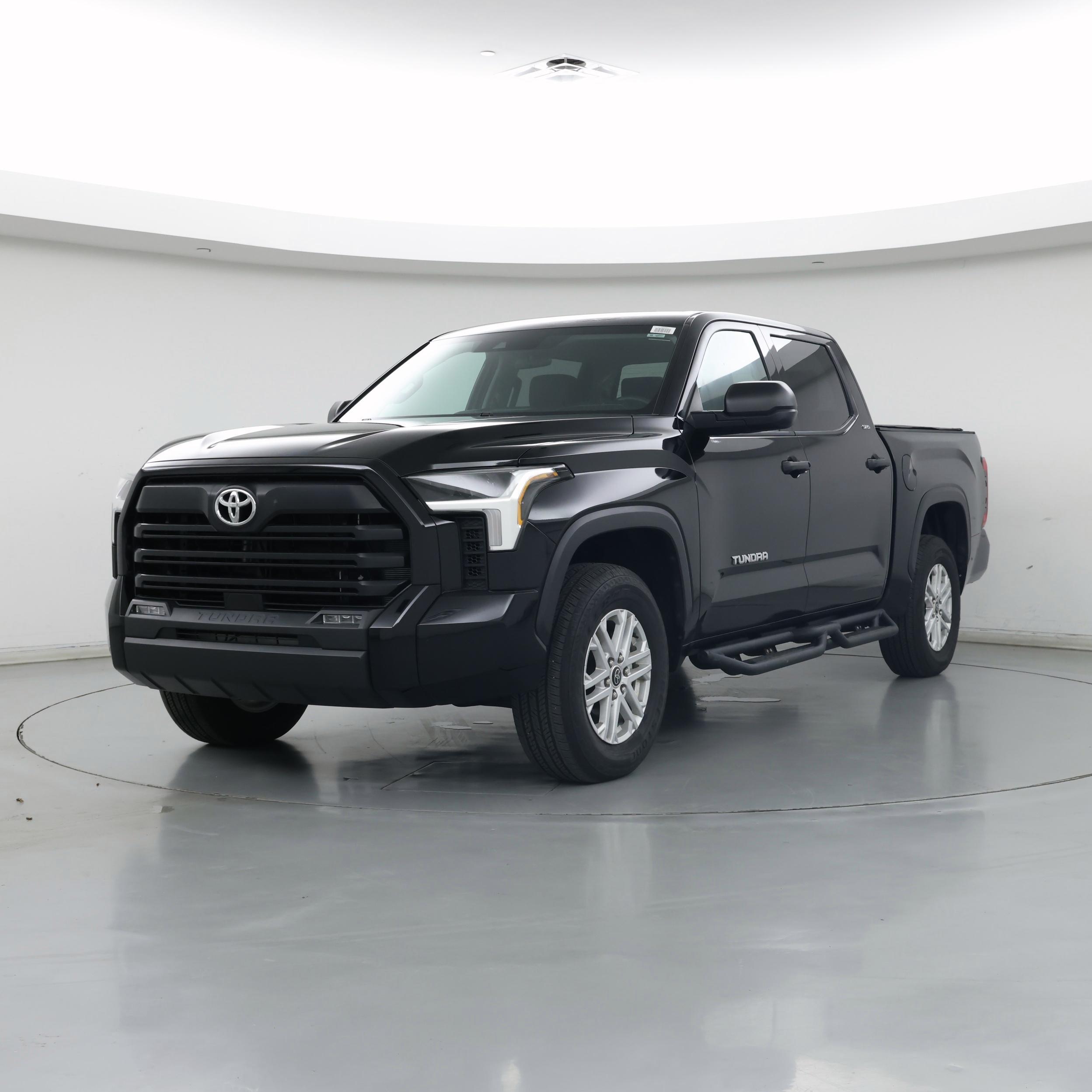 Thumbnail: 2022 Toyota Tundra - 4