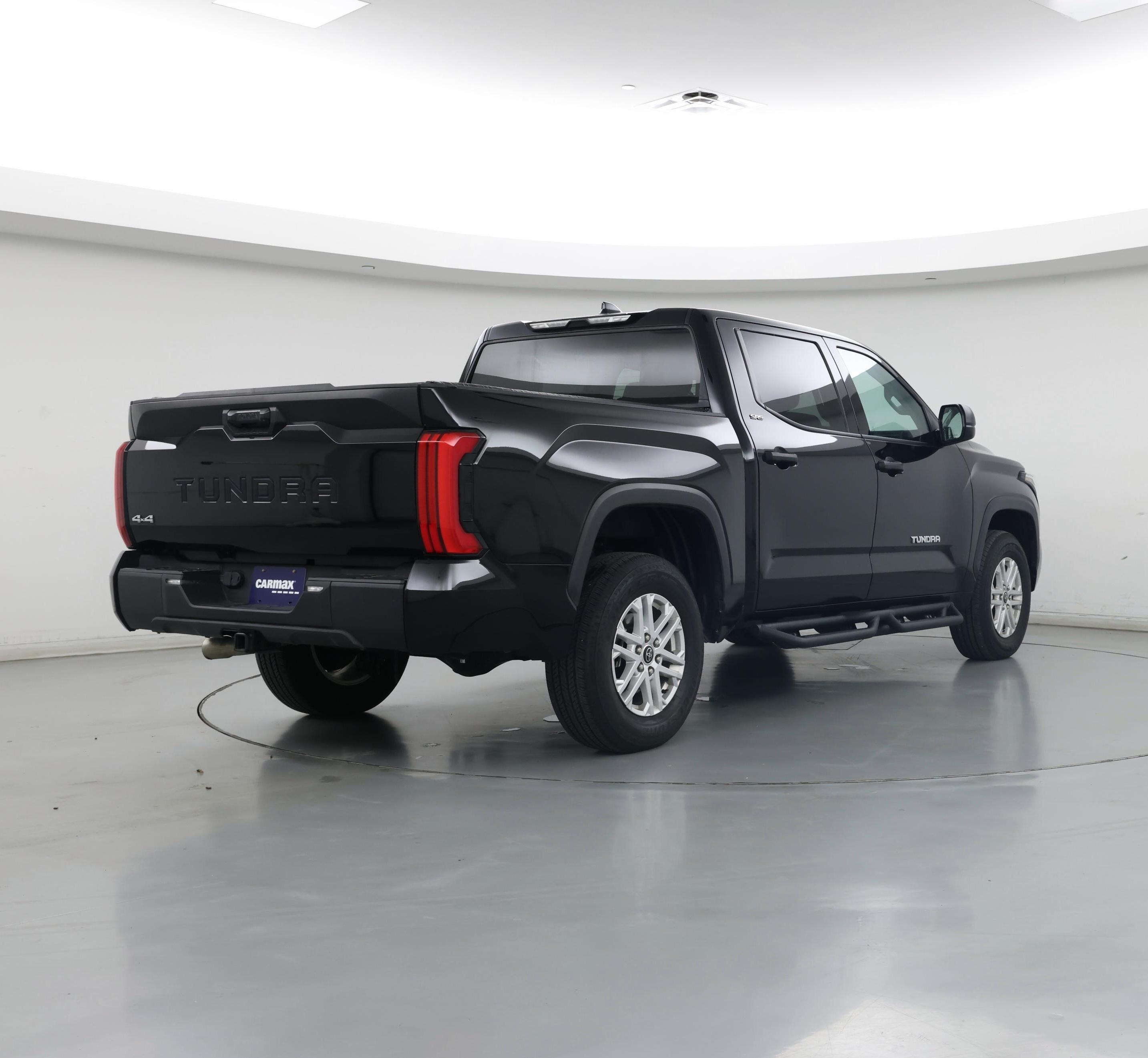 Thumbnail: 2022 Toyota Tundra - 8