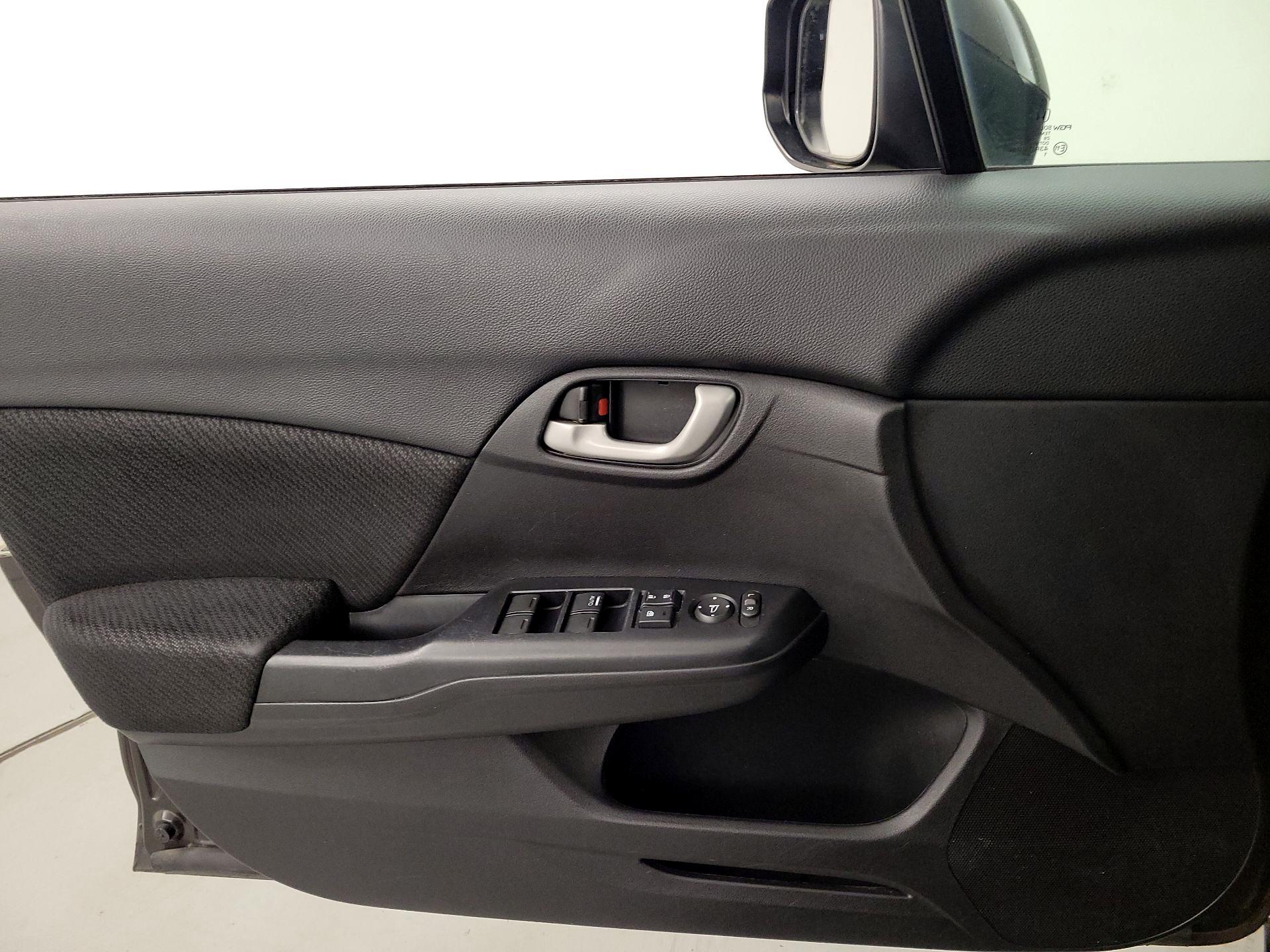 Thumbnail: 2013 Honda Civic - 12