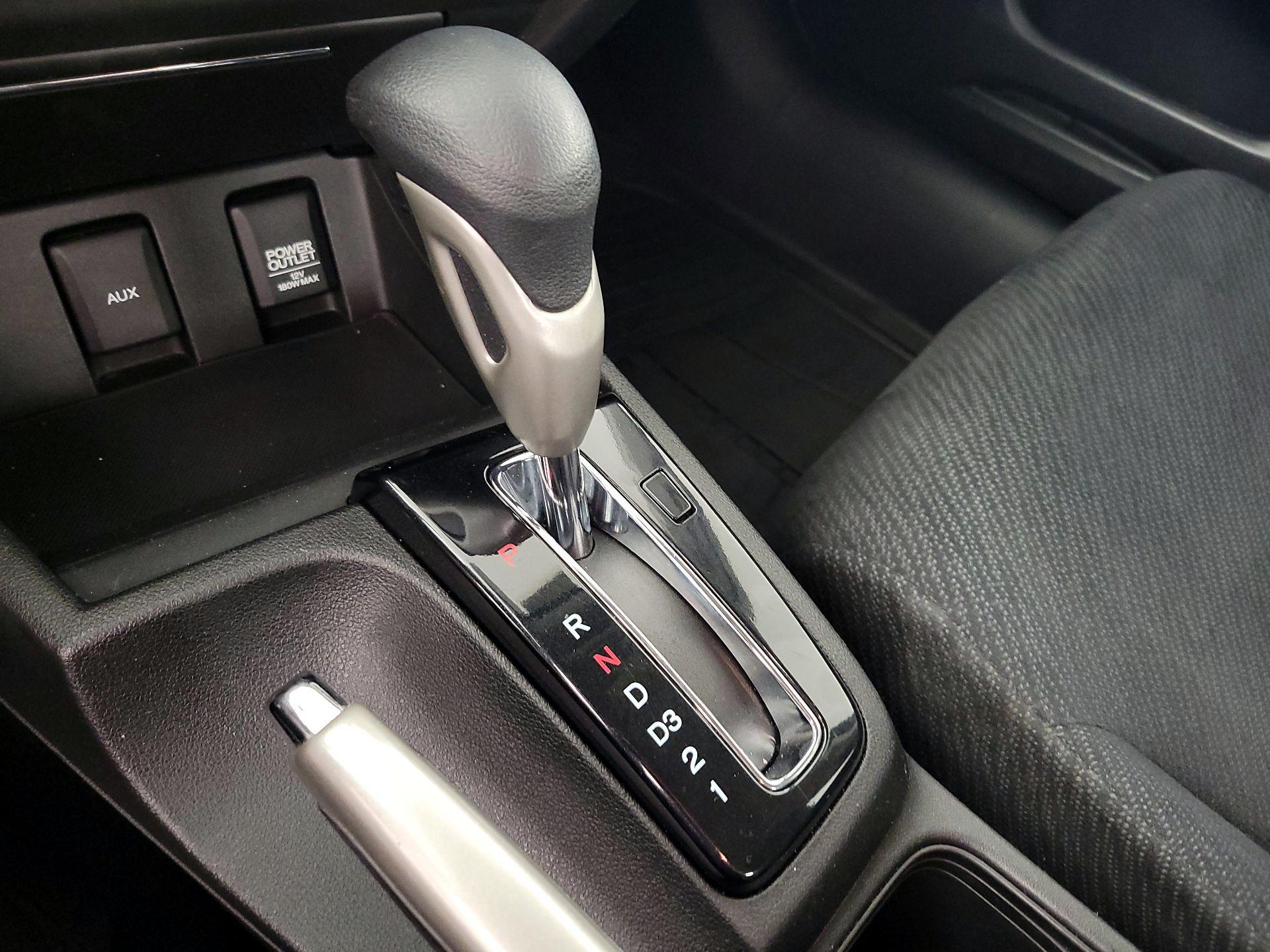 Thumbnail: 2013 Honda Civic - 17