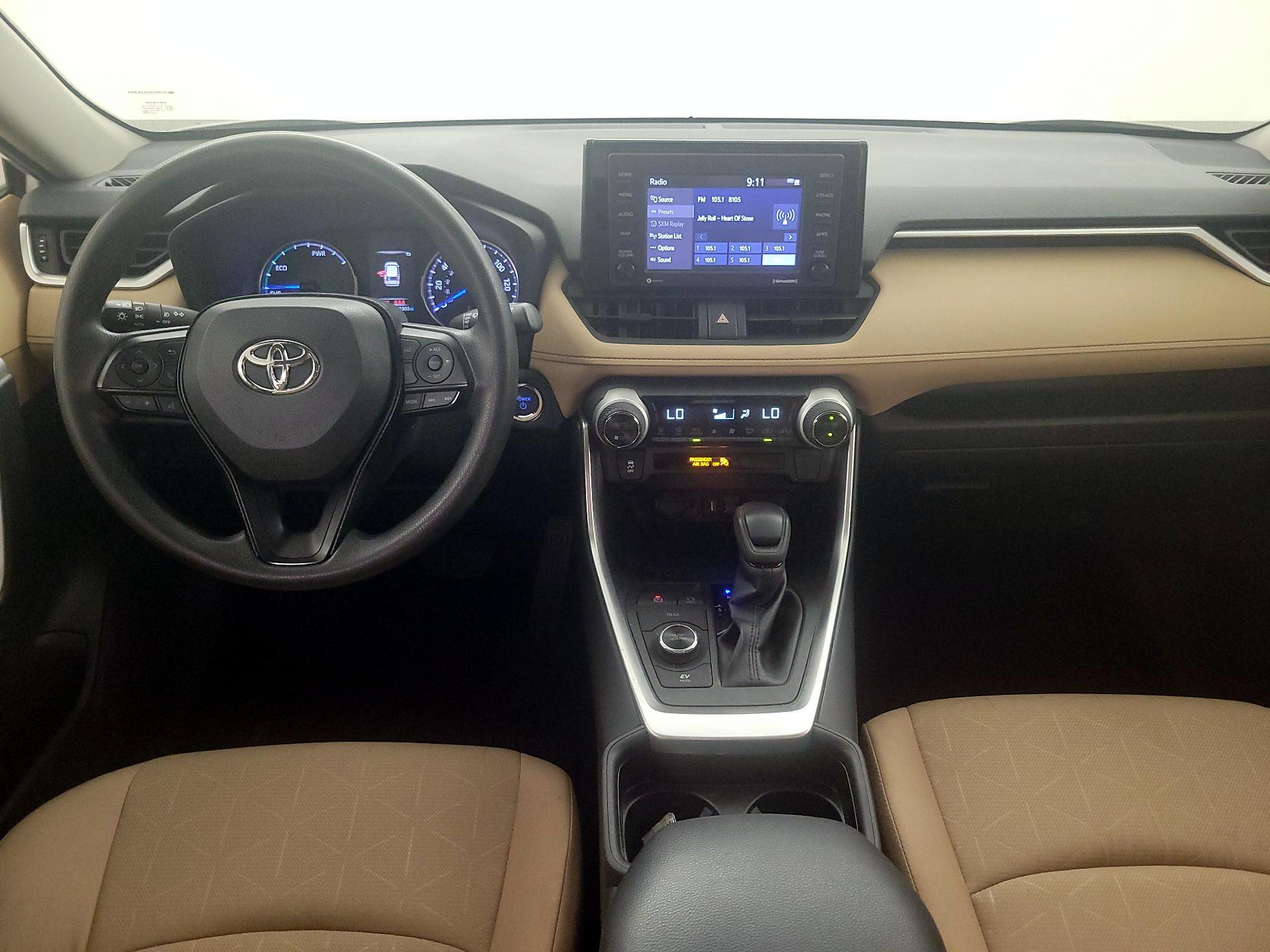 Thumbnail: 2020 Toyota RAV4 - 9