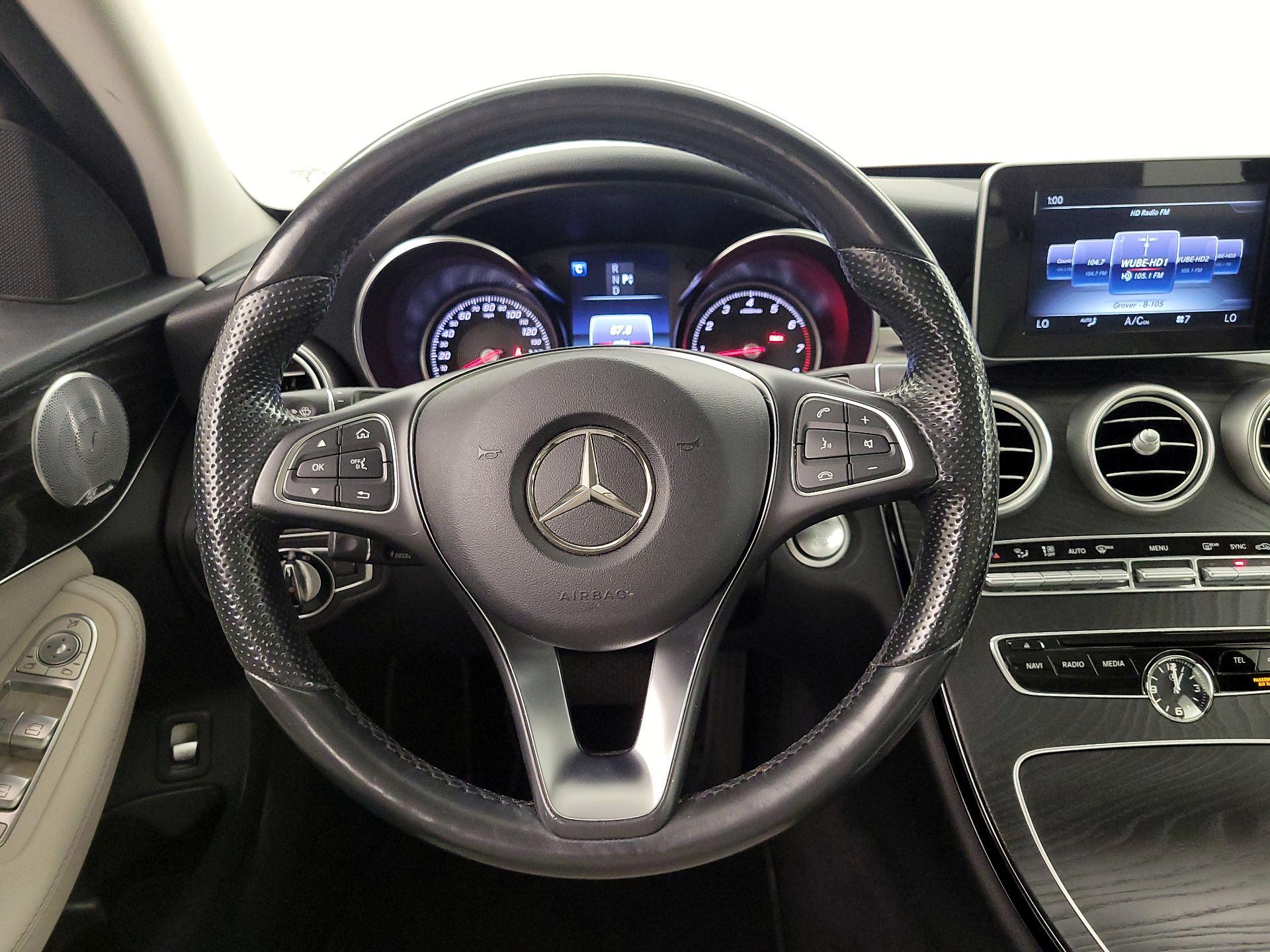 Thumbnail: 2017 Mercedes-Benz C-Class - 10