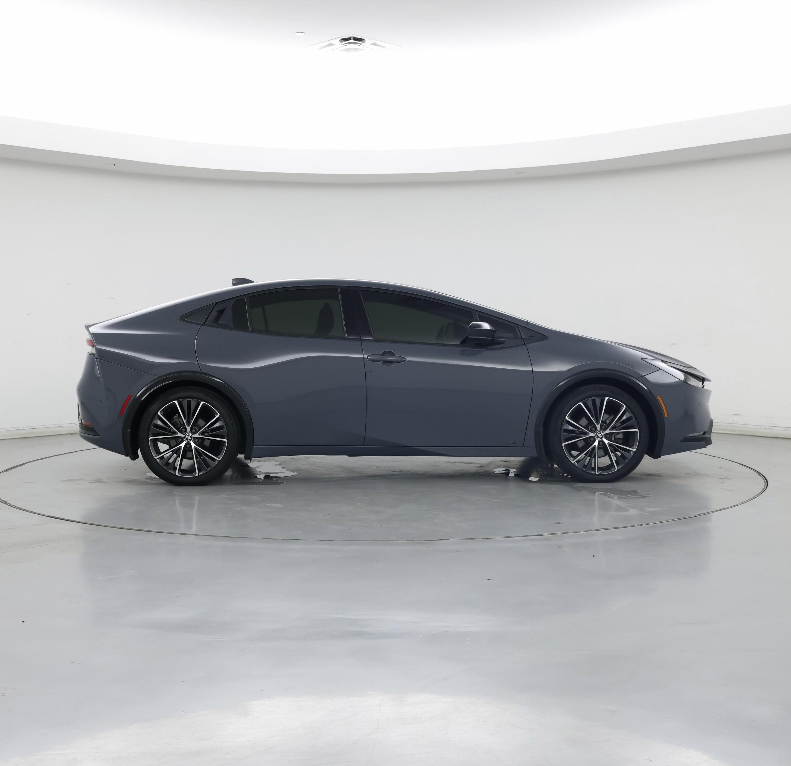 Thumbnail: 2023 Toyota Prius - 7