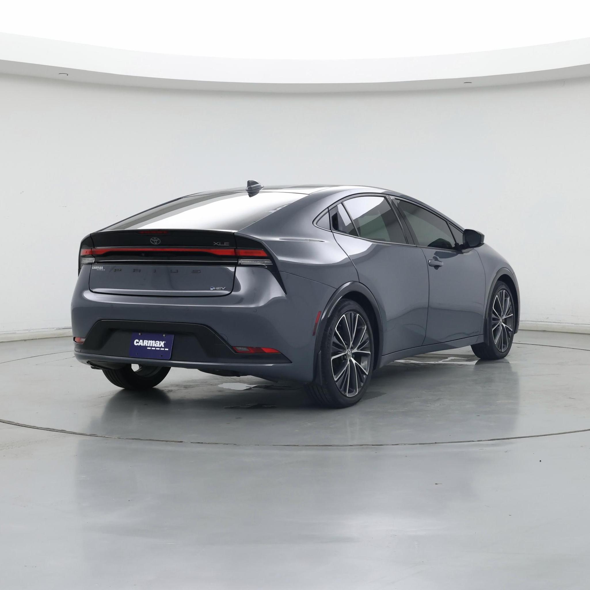 Thumbnail: 2023 Toyota Prius - 8