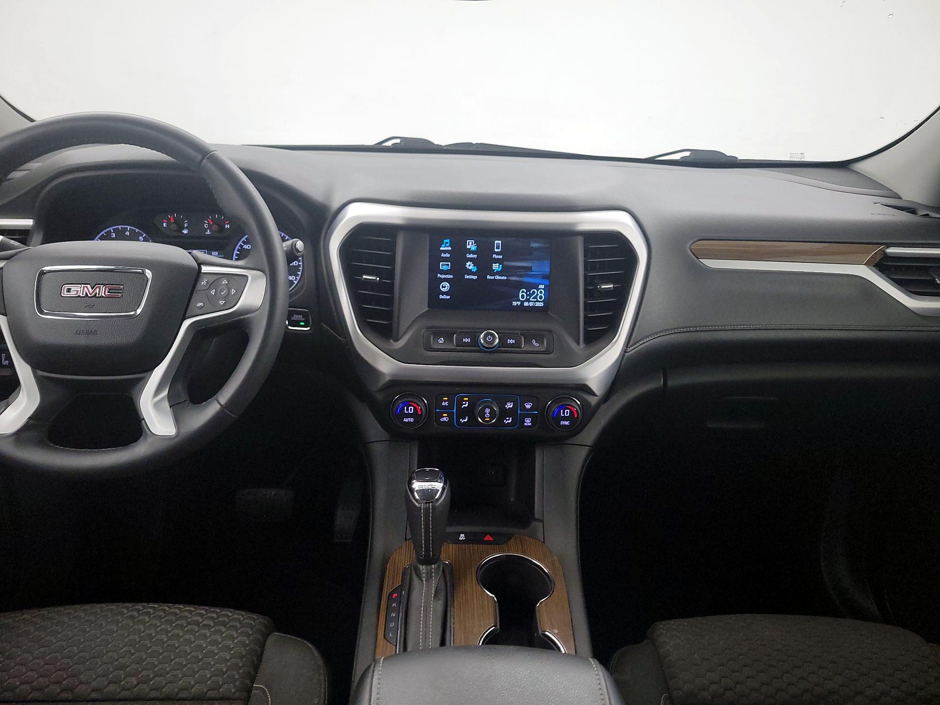 Thumbnail: 2017 GMC Acadia - 9