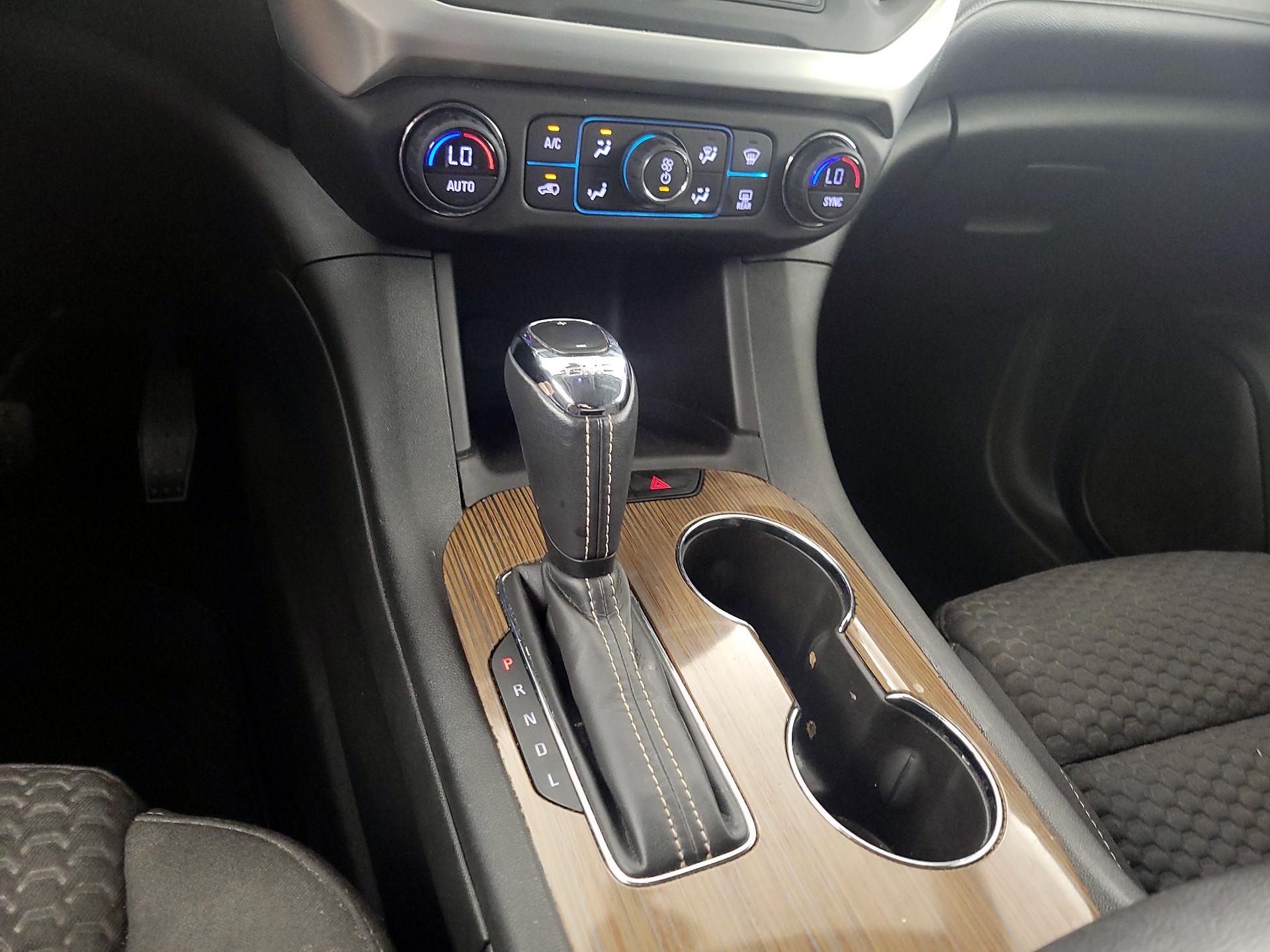 Thumbnail: 2017 GMC Acadia - 17
