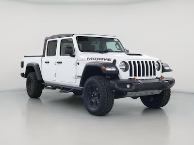 White 2023 Jeep Gladiator Mojave
