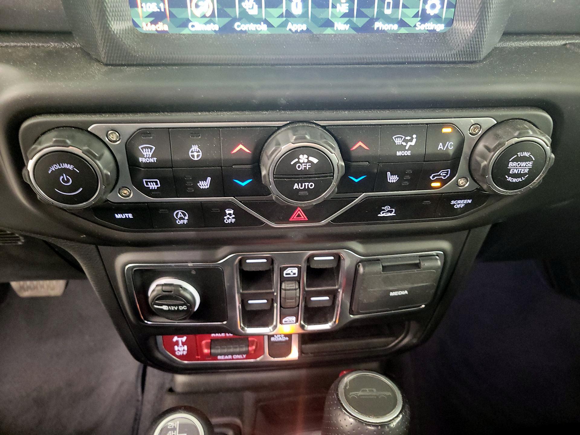 Thumbnail: 2023 Jeep Gladiator - 17