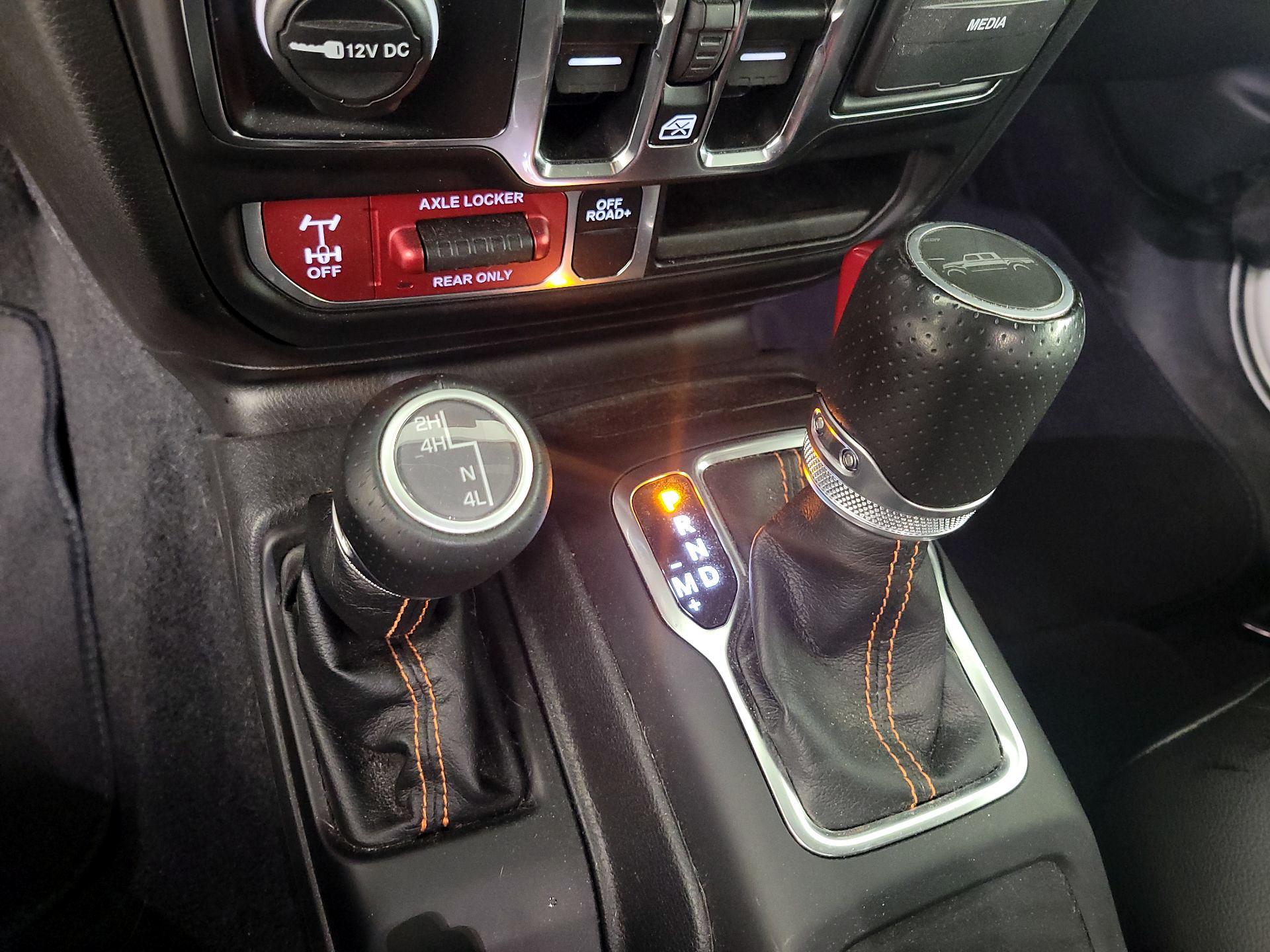 Thumbnail: 2023 Jeep Gladiator - 18