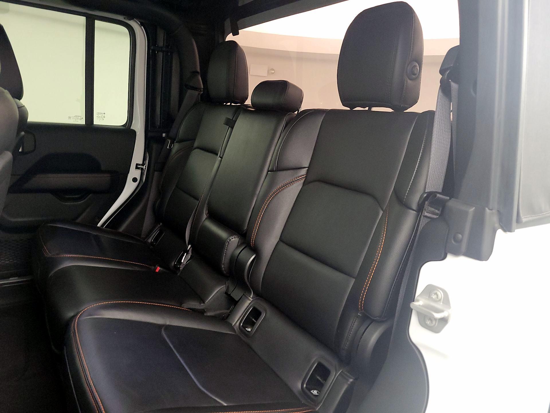 Thumbnail: 2023 Jeep Gladiator - 20