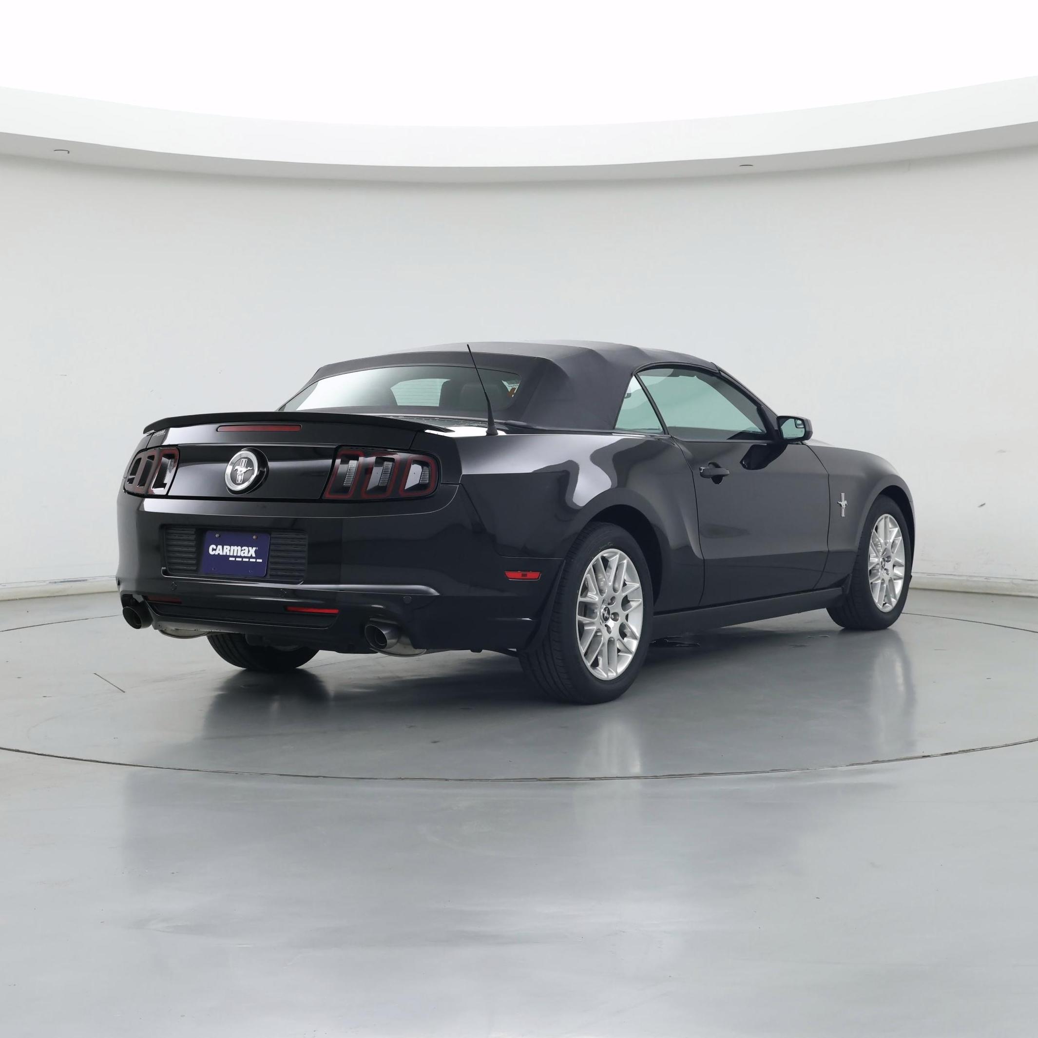 Thumbnail: 2014 Ford Mustang - 8