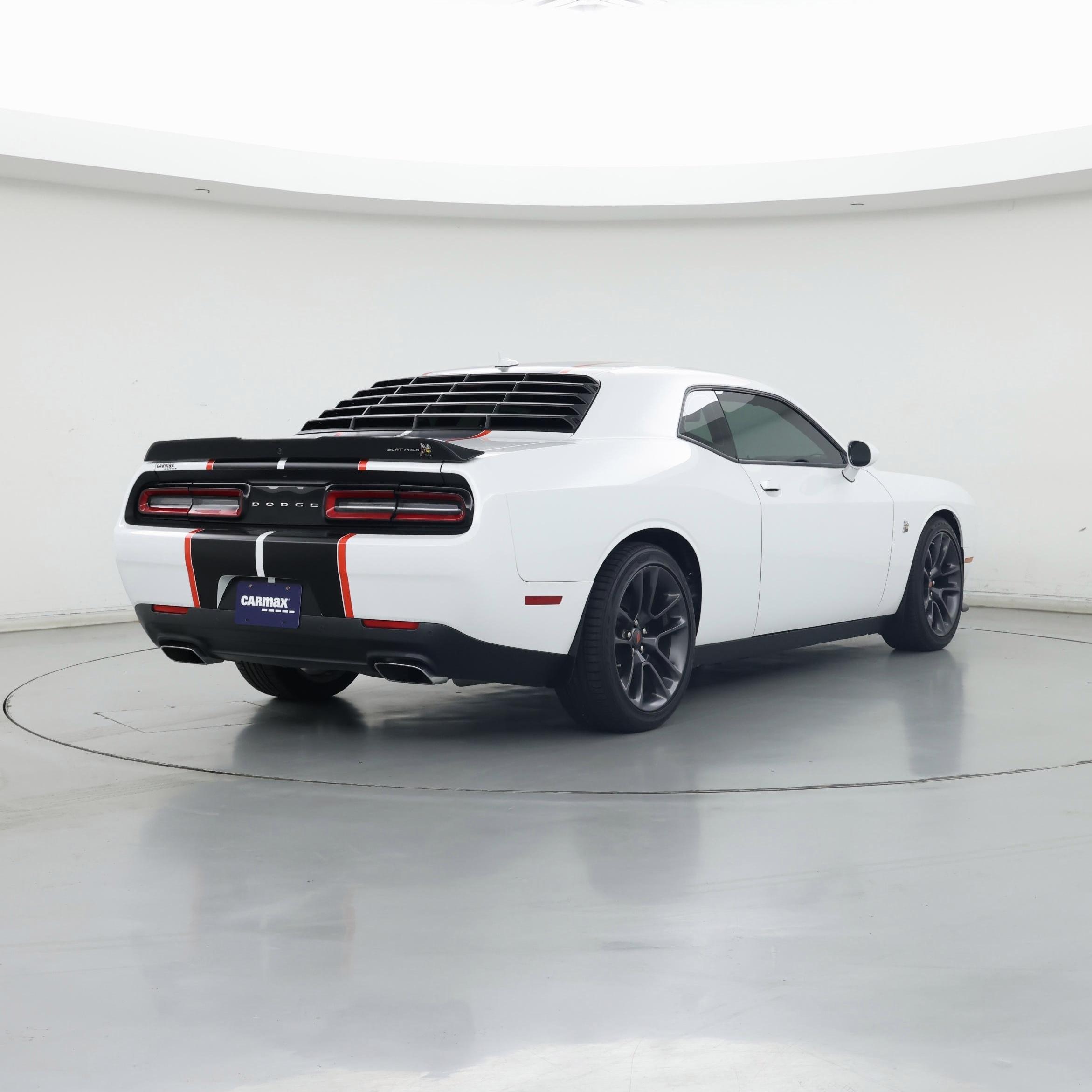 Thumbnail: 2021 Dodge Challenger - 8