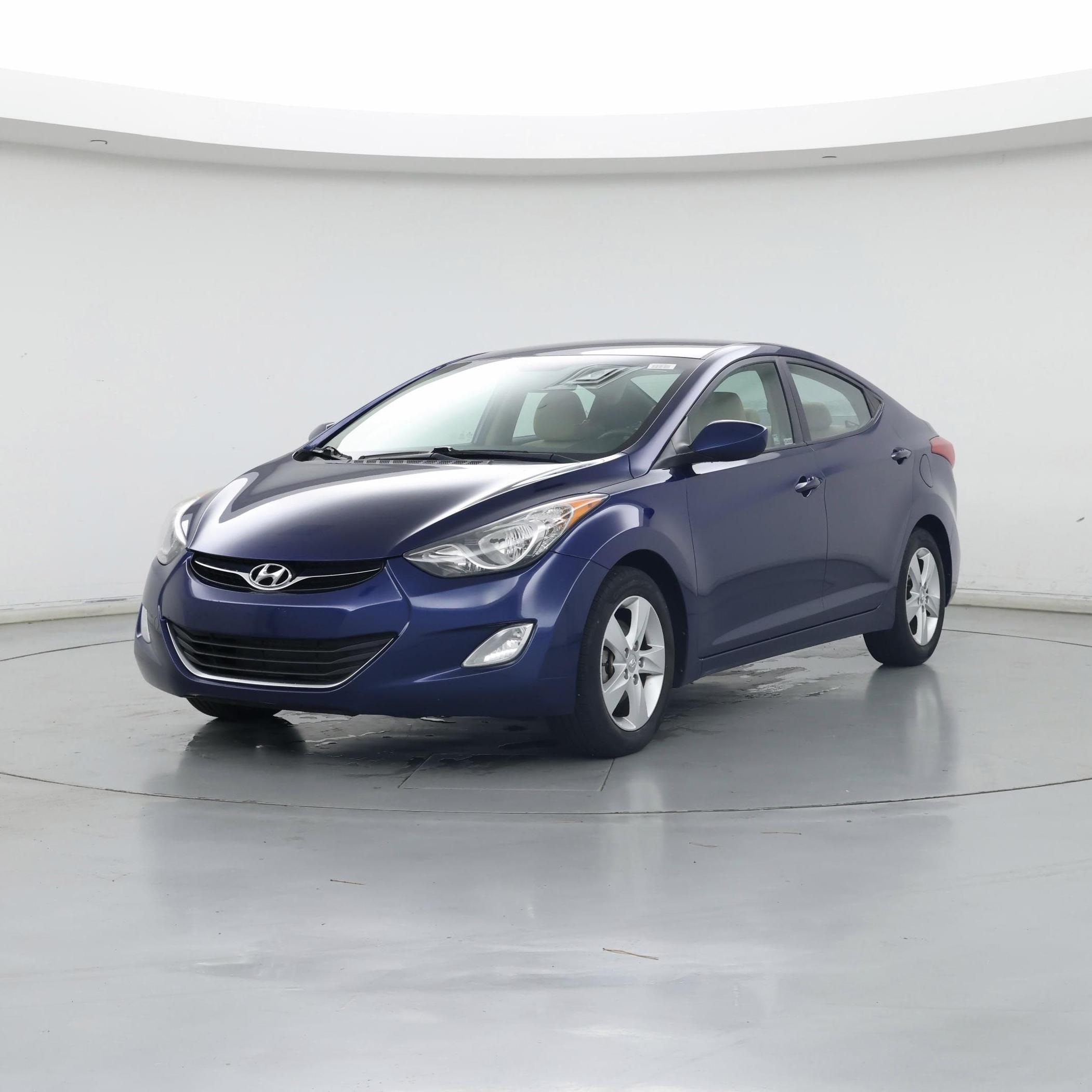 Thumbnail: 2013 Hyundai Elantra - 4