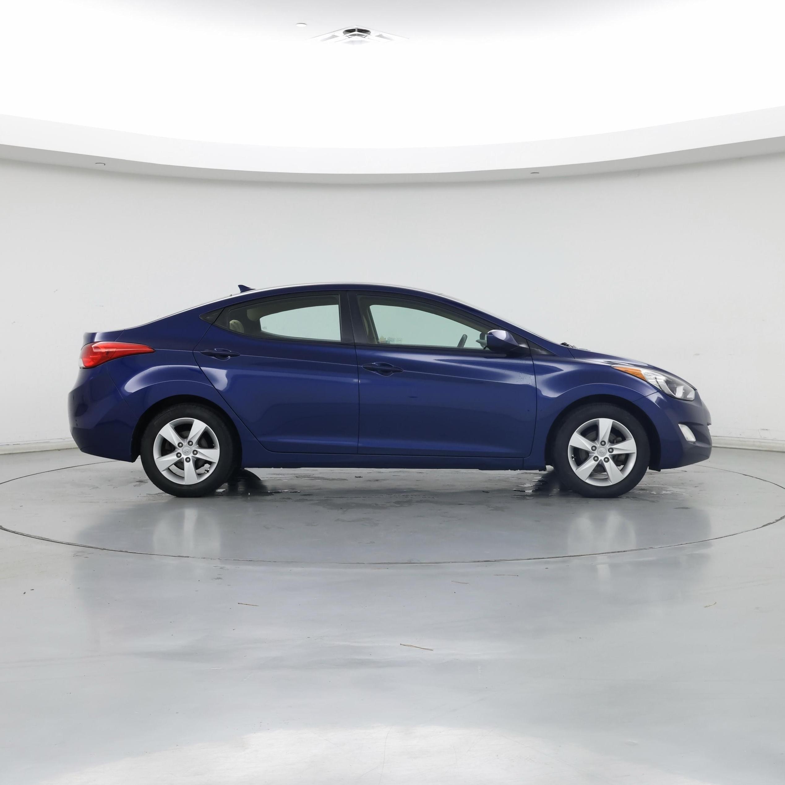 Thumbnail: 2013 Hyundai Elantra - 7