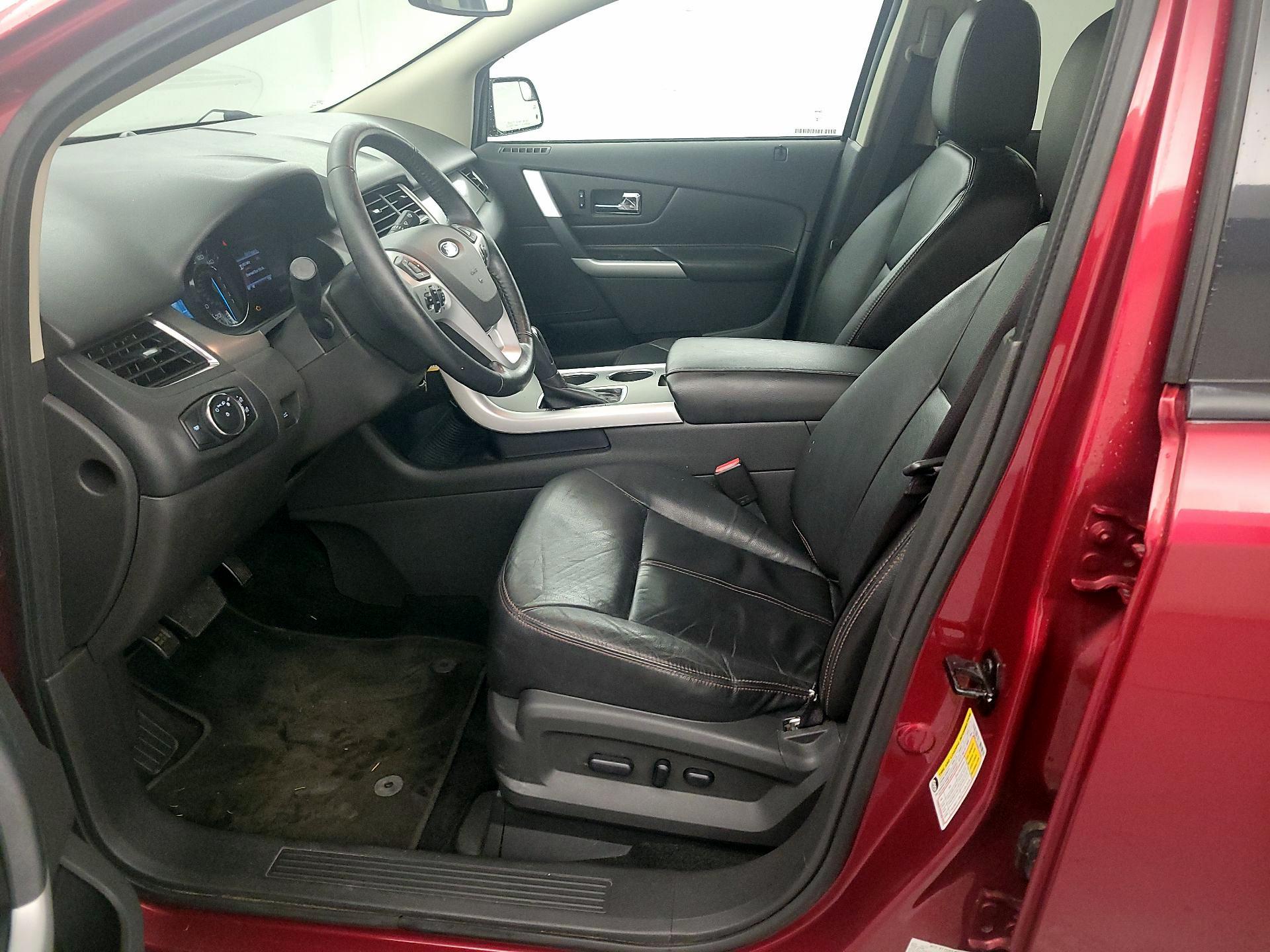 Thumbnail: 2013 Ford Edge - 11