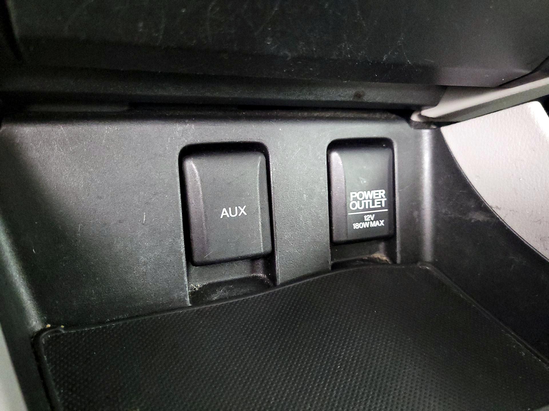 Thumbnail: 2013 Honda Civic - 18