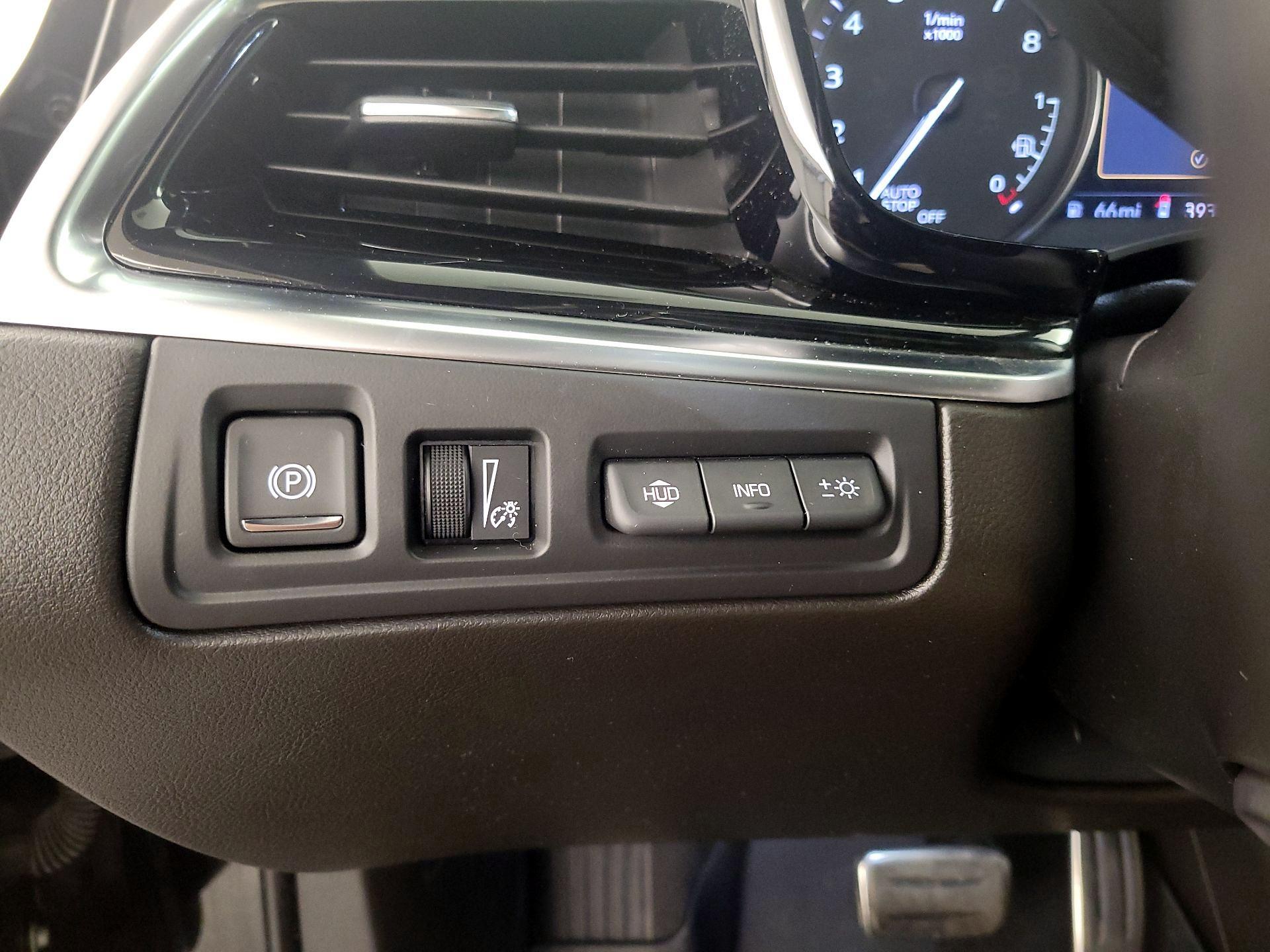 Thumbnail: 2022 Cadillac XT6 - 13