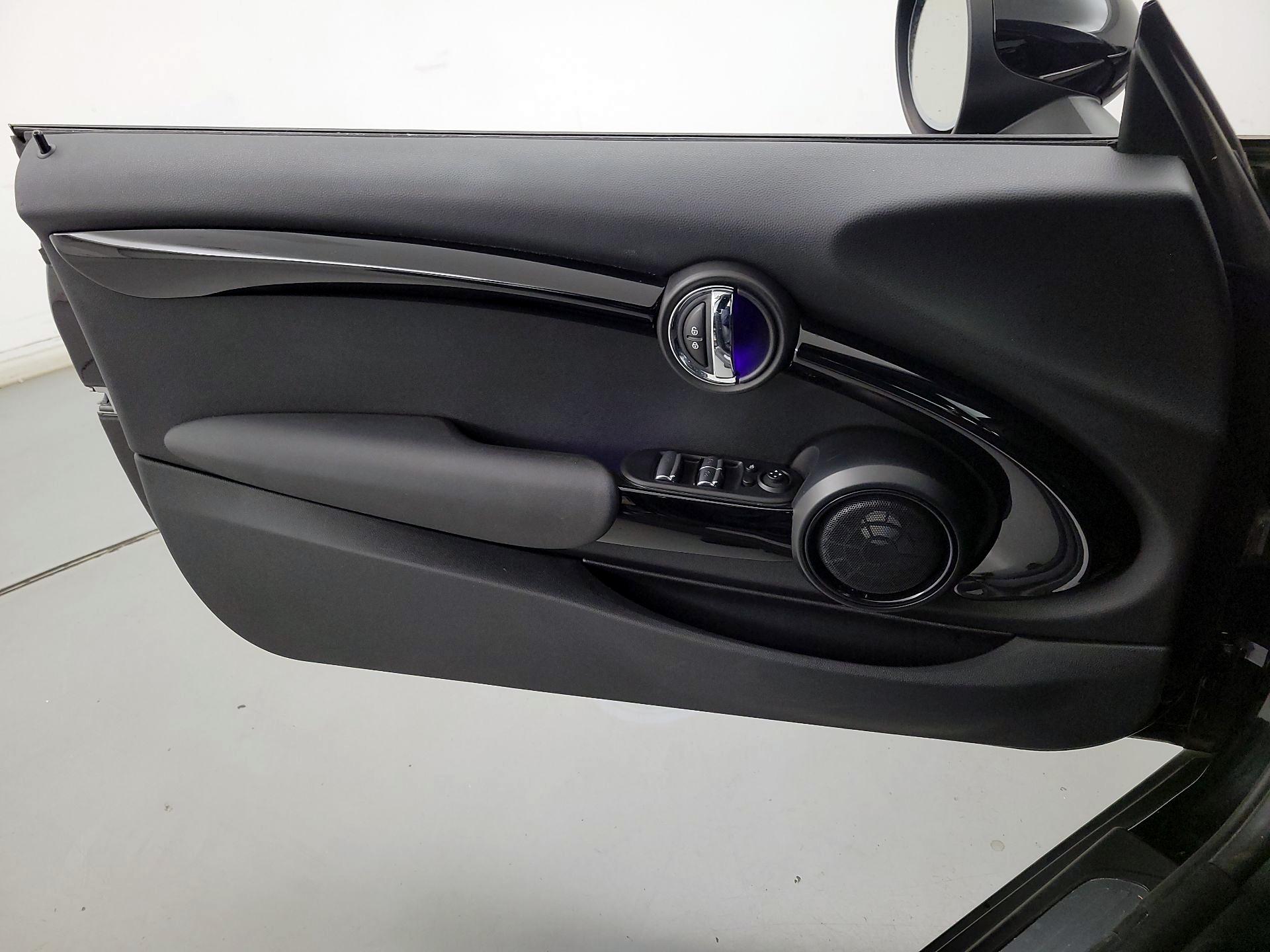Thumbnail: 2016 MINI Cooper - 12
