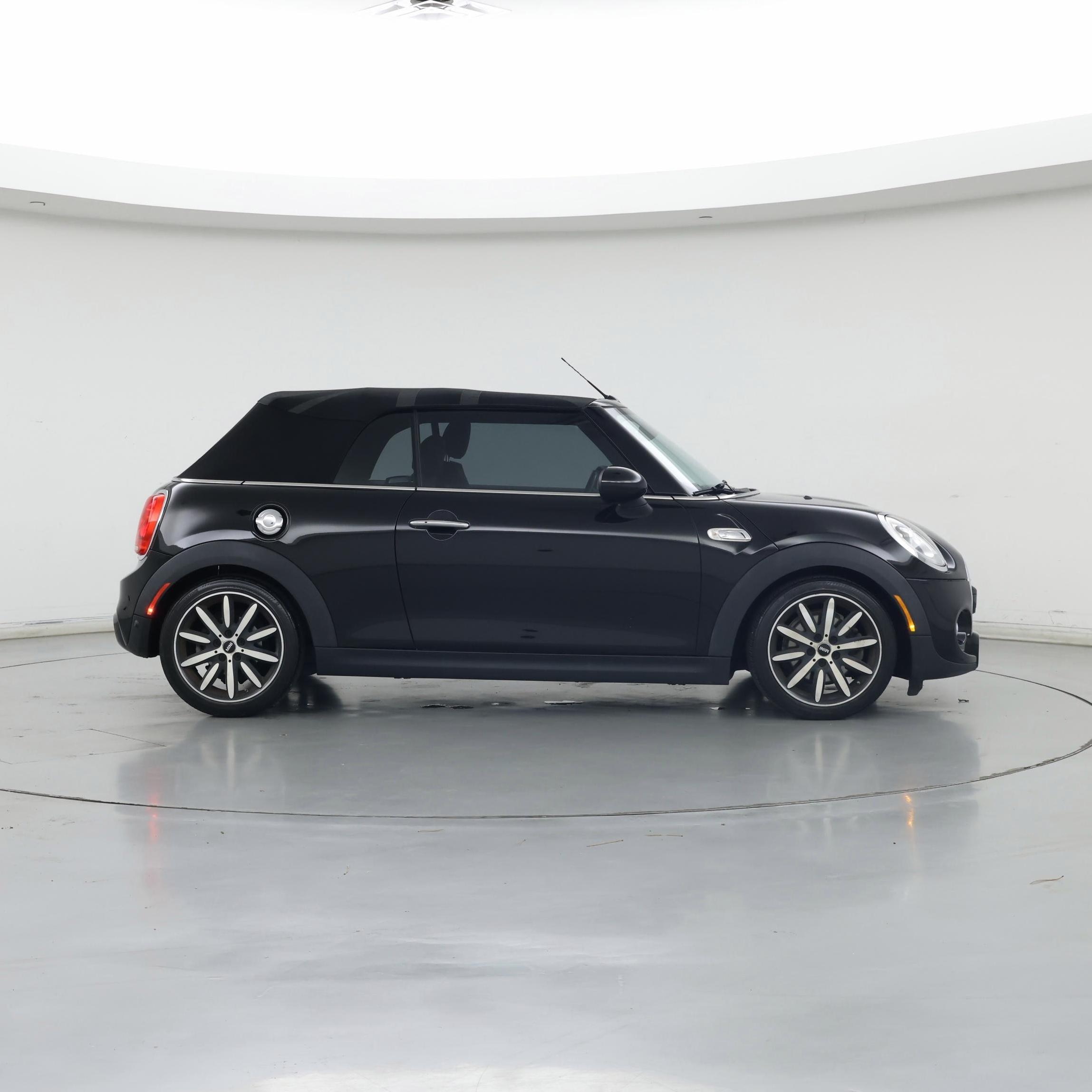 Thumbnail: 2016 MINI Cooper - 7