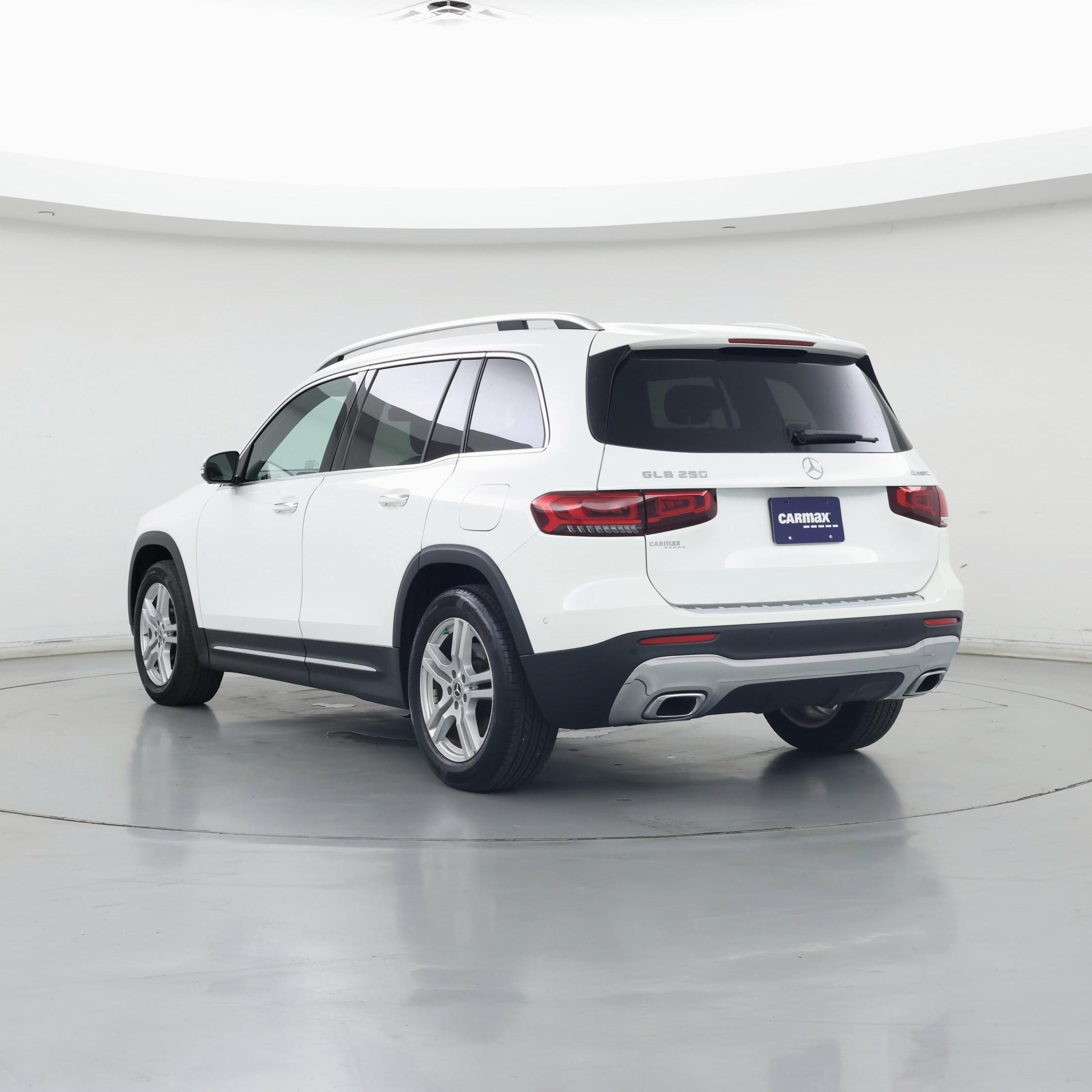 Thumbnail: 2023 Mercedes-Benz GLB - 2