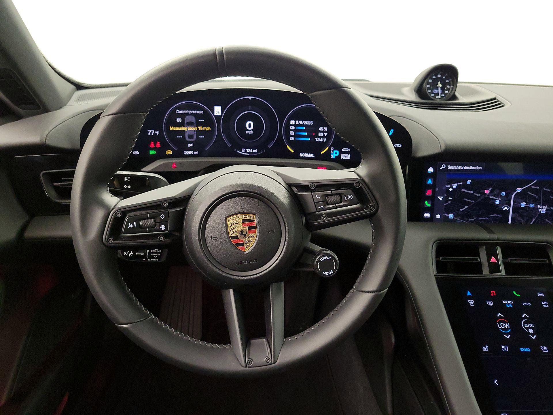 Thumbnail: 2023 Porsche Taycan - 10
