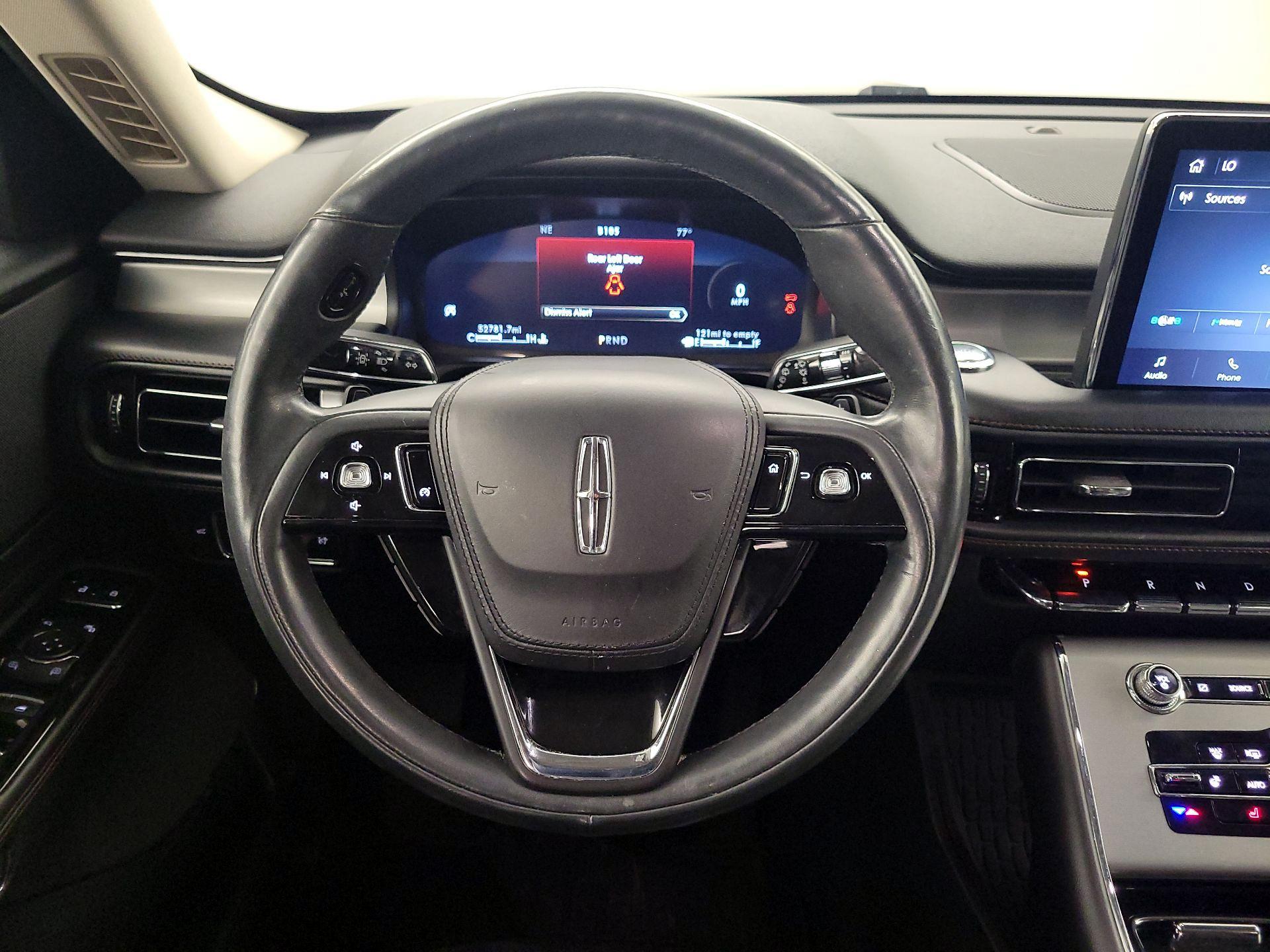 Thumbnail: 2021 Lincoln Aviator - 10