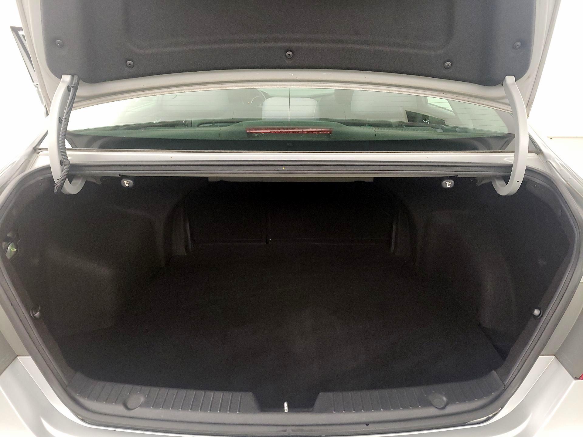 Thumbnail: 2013 Hyundai Sonata - 19