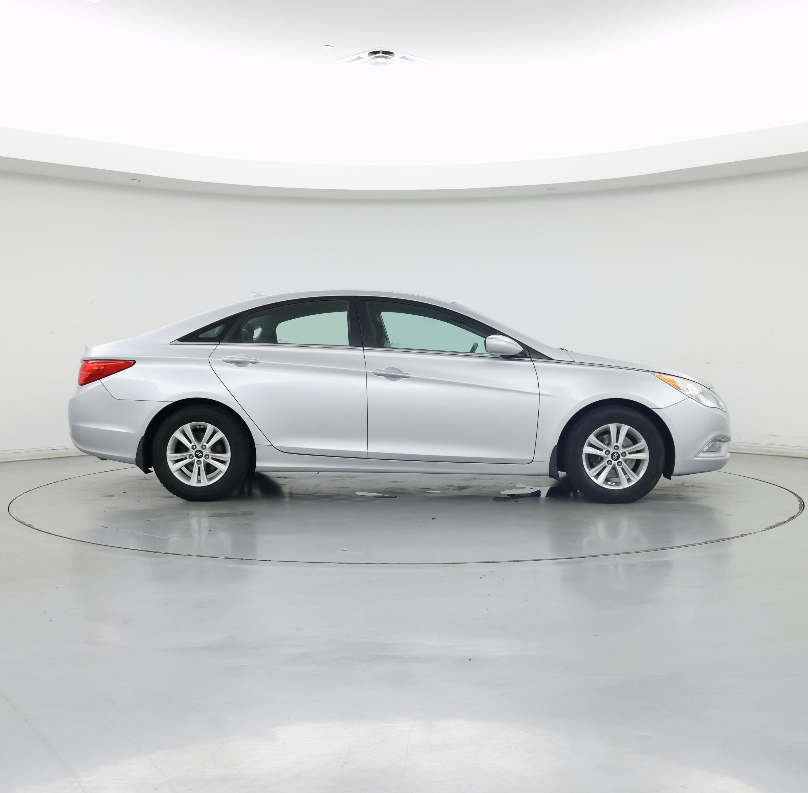 Thumbnail: 2013 Hyundai Sonata - 7