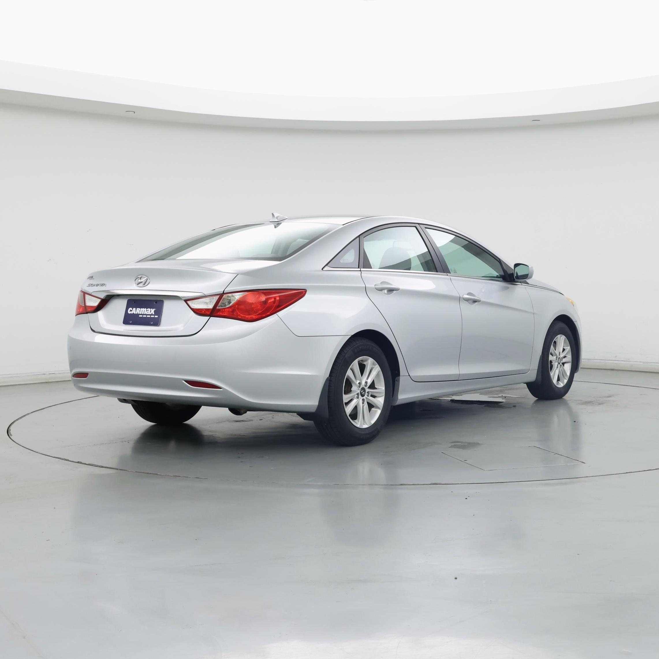 Thumbnail: 2013 Hyundai Sonata - 8