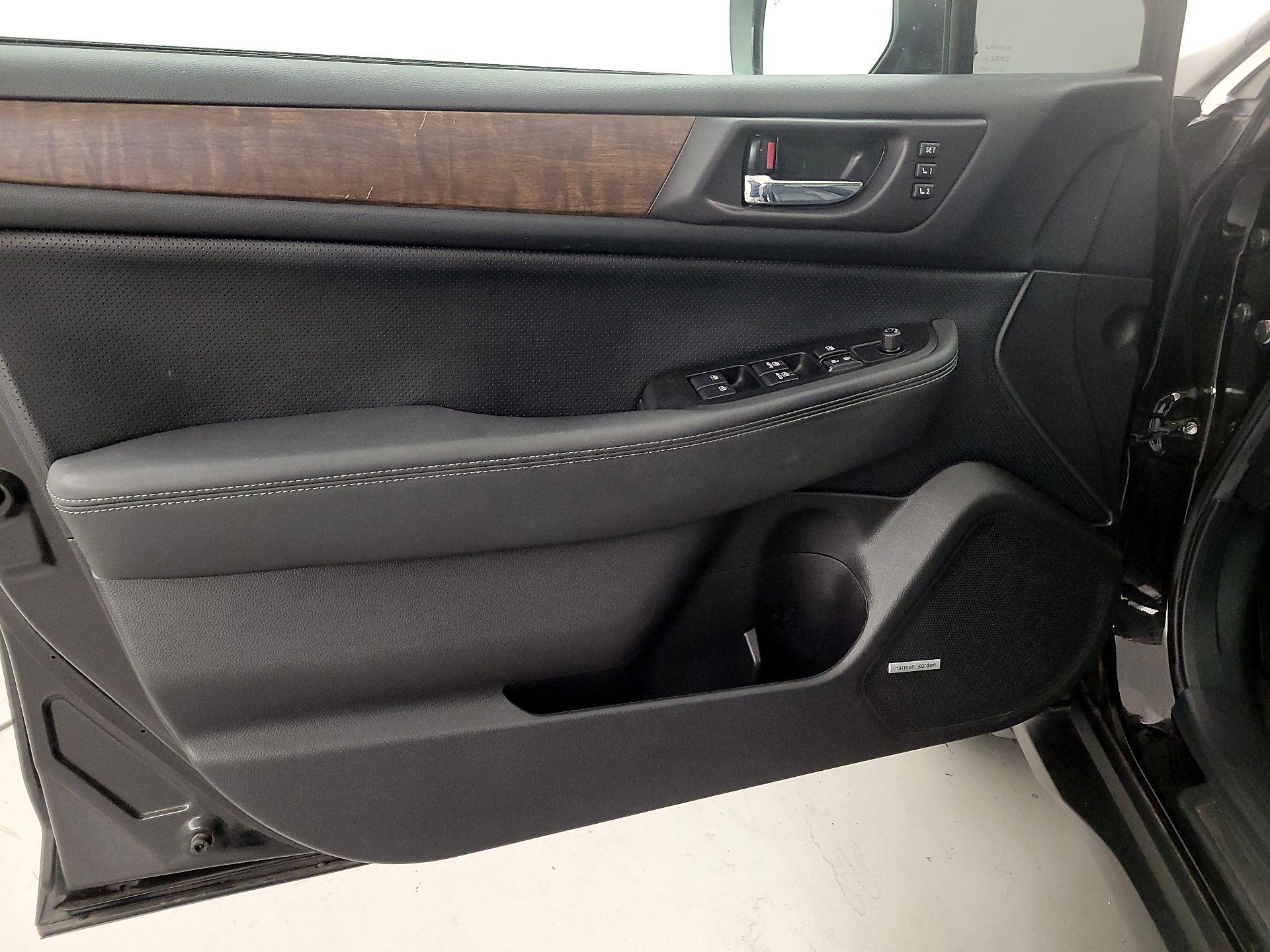 Thumbnail: 2016 Subaru Outback - 12