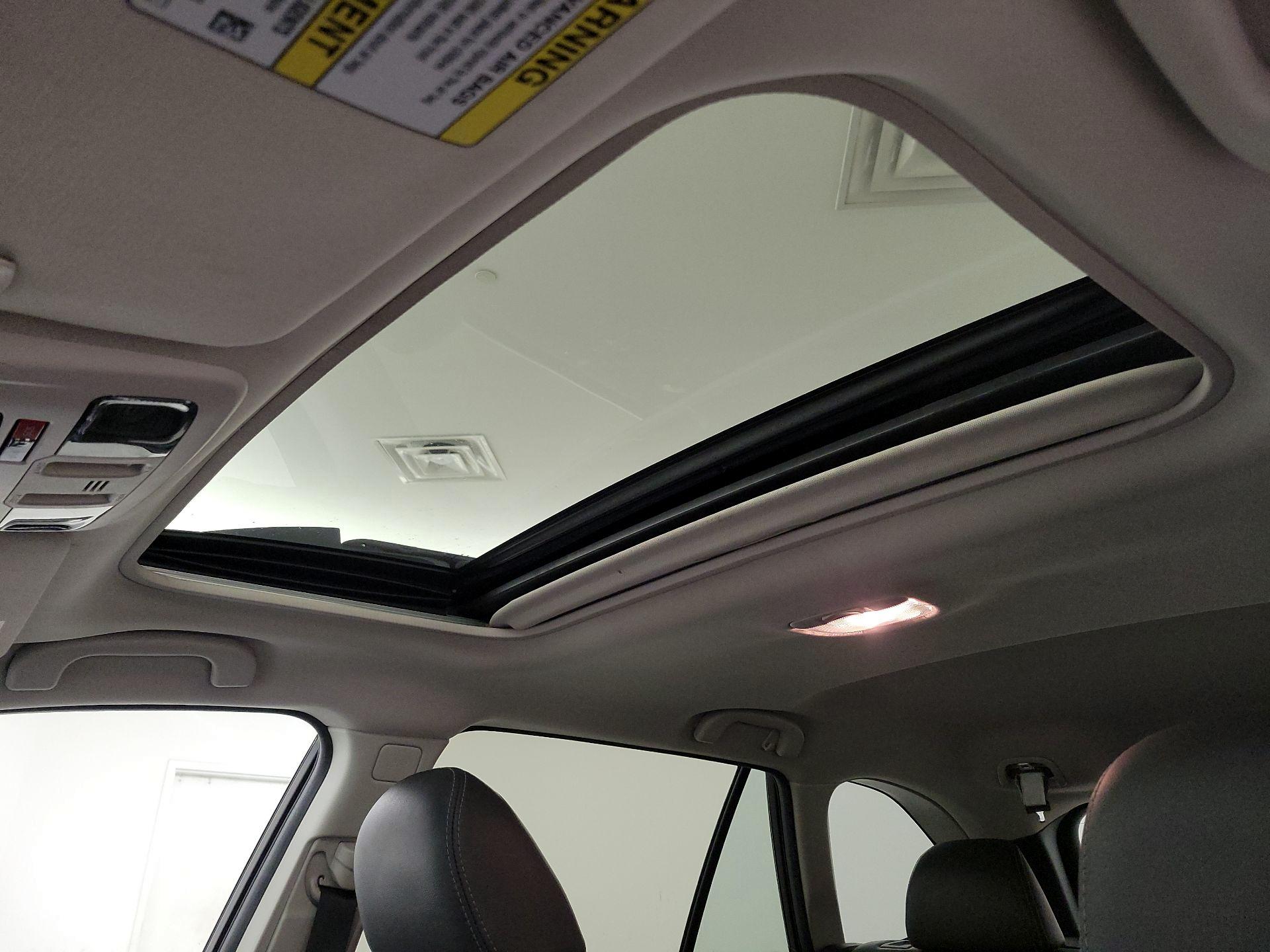Thumbnail: 2016 Subaru Outback - 20