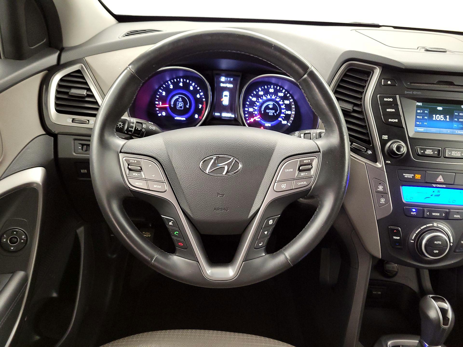 Thumbnail: 2013 Hyundai Santa Fe - 10