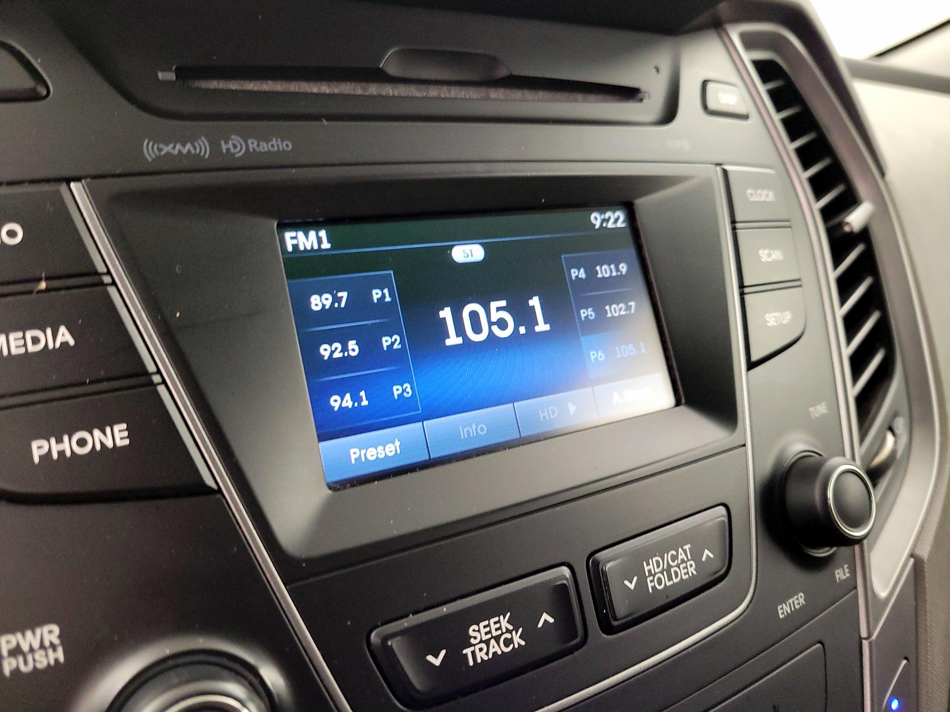 Thumbnail: 2013 Hyundai Santa Fe - 15