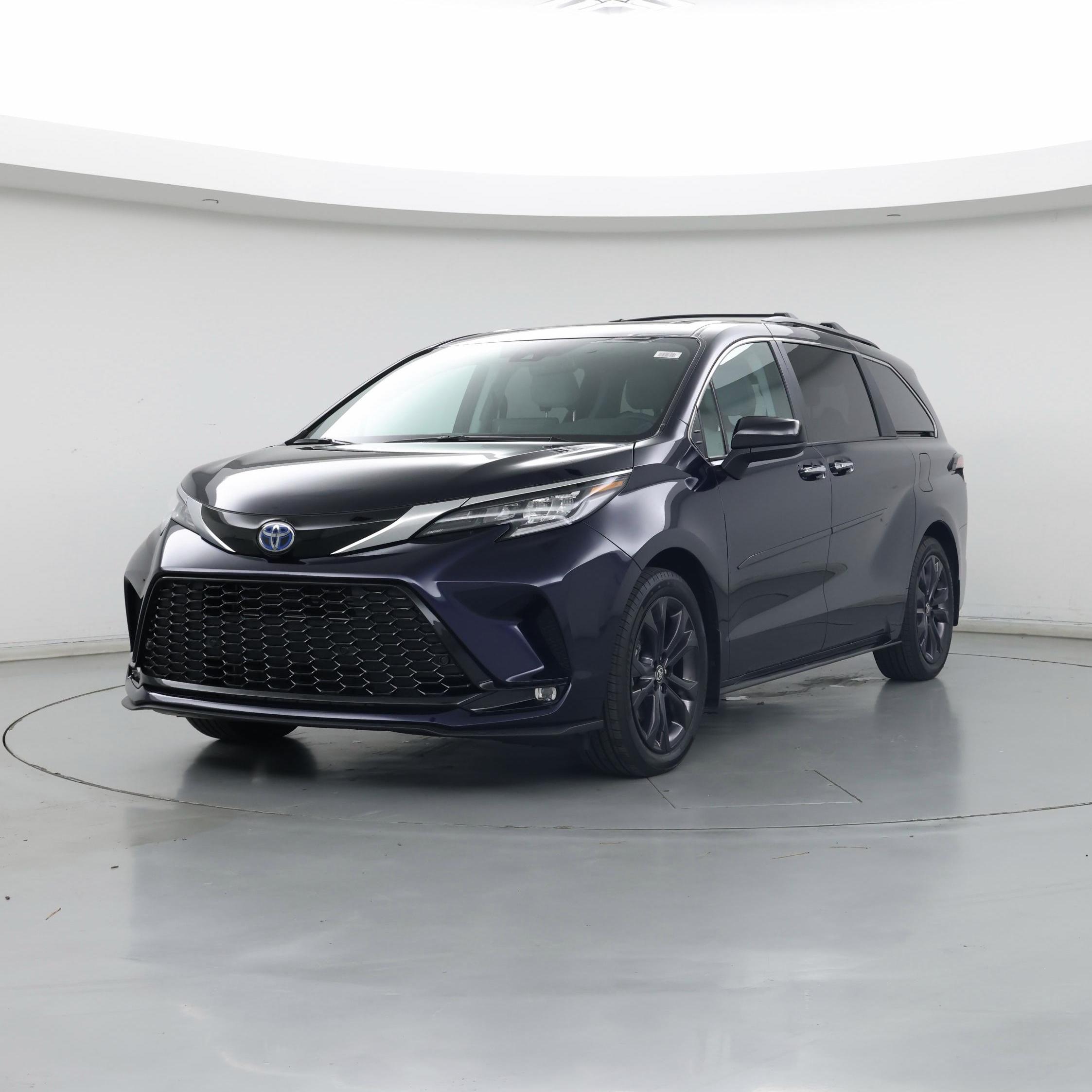 Thumbnail: 2024 Toyota Sienna - 4