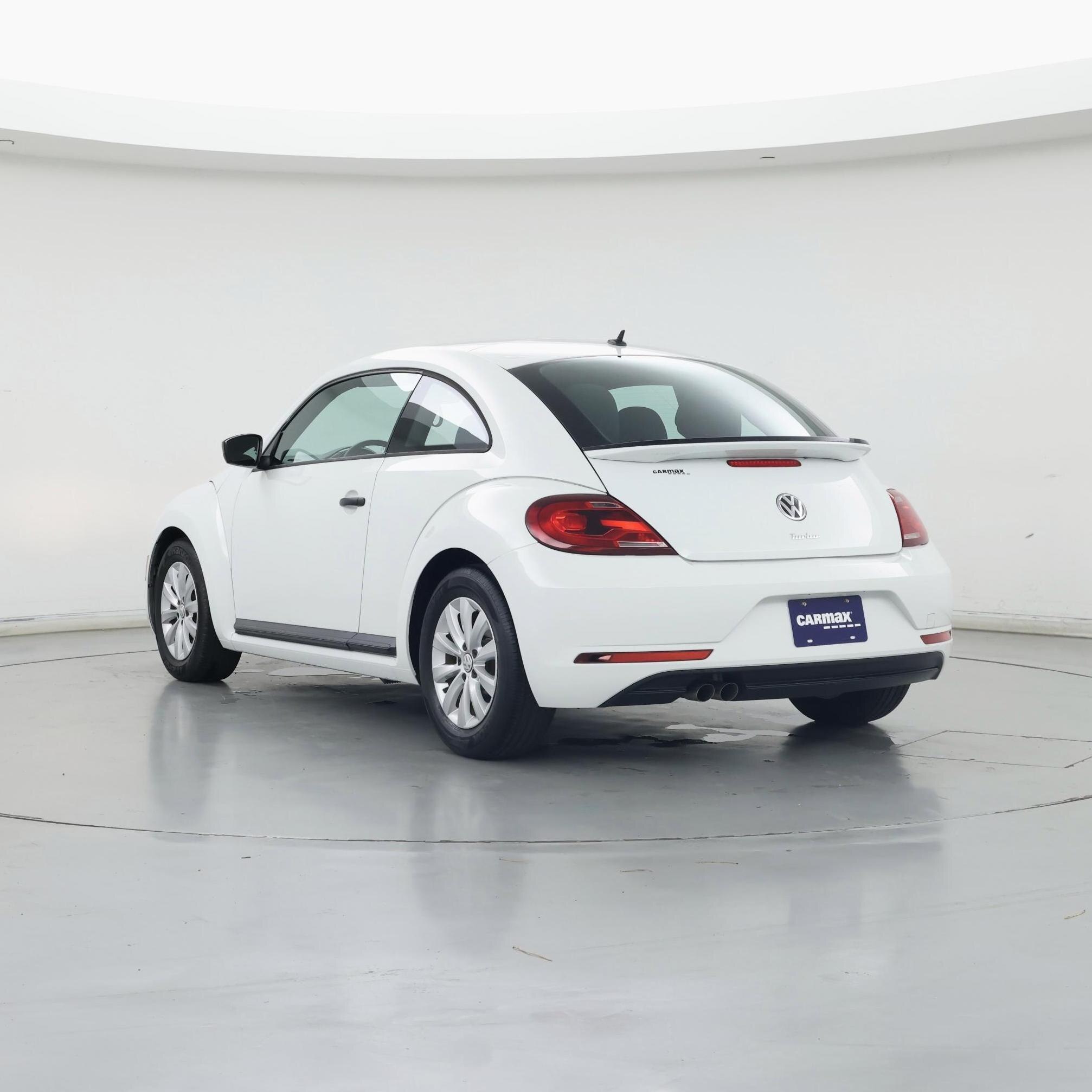 Thumbnail: 2018 Volkswagen Beetle - 2
